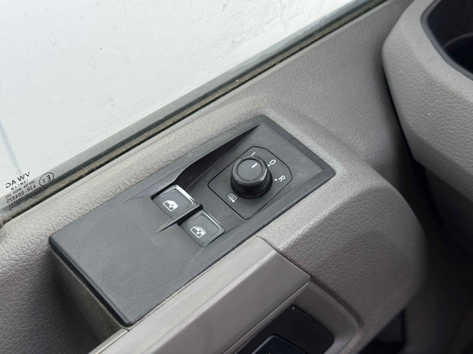 Volkswagen Crafter 3.140 2.0 TDI Automaat Open Laadbak Kist Dubbele cabine 6-persoons Airco Trekhaak Navigatie Carplay Pritische Pickup Open Box