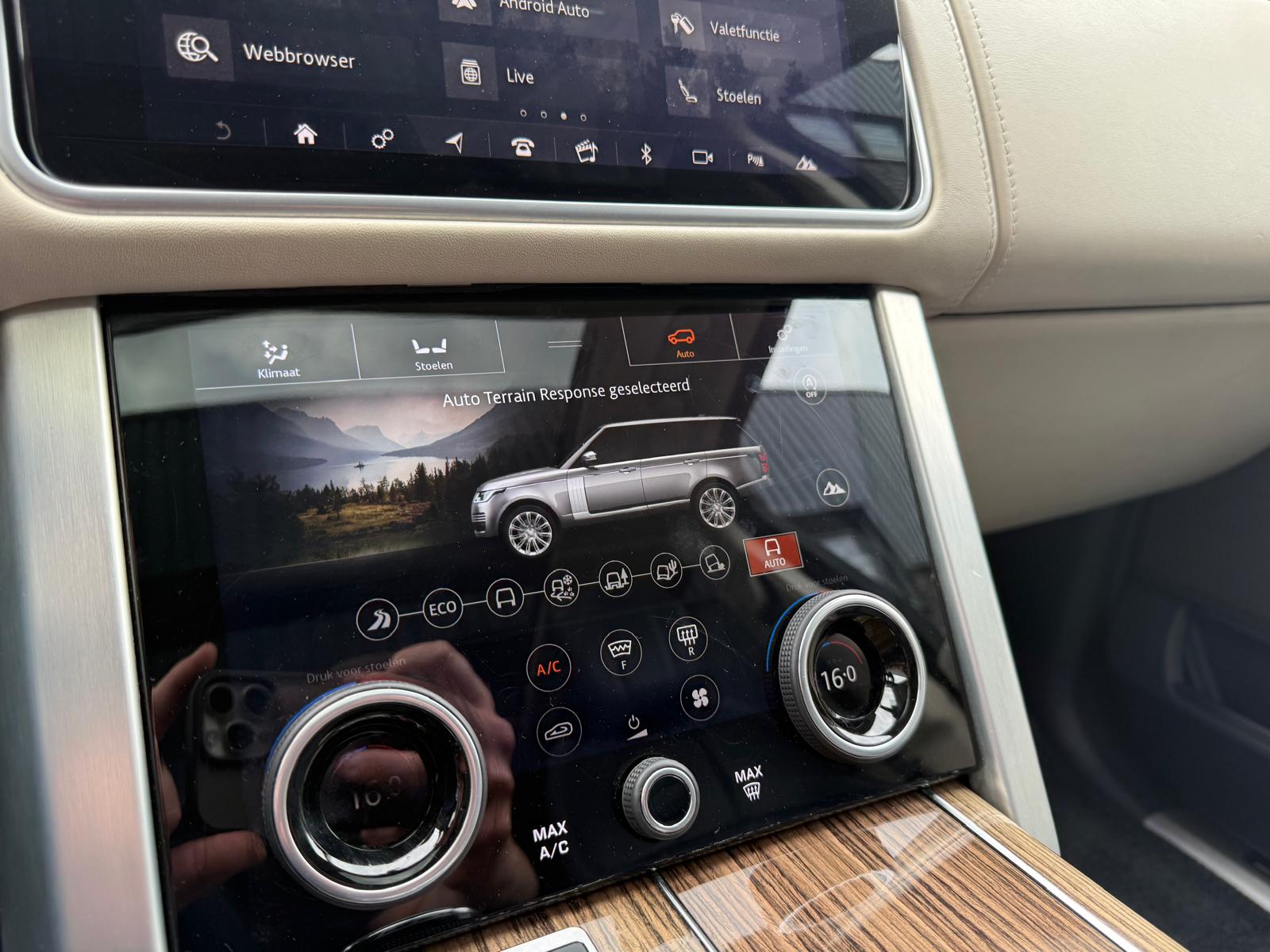 Land Rover Range Rover 3.0 TDV6 Autobiography | 3/6/12MND GARANTIE | PANO | SFEER | CARPLAY | NAVI | STOELMASSAGE | ACC | TREKHAAK |