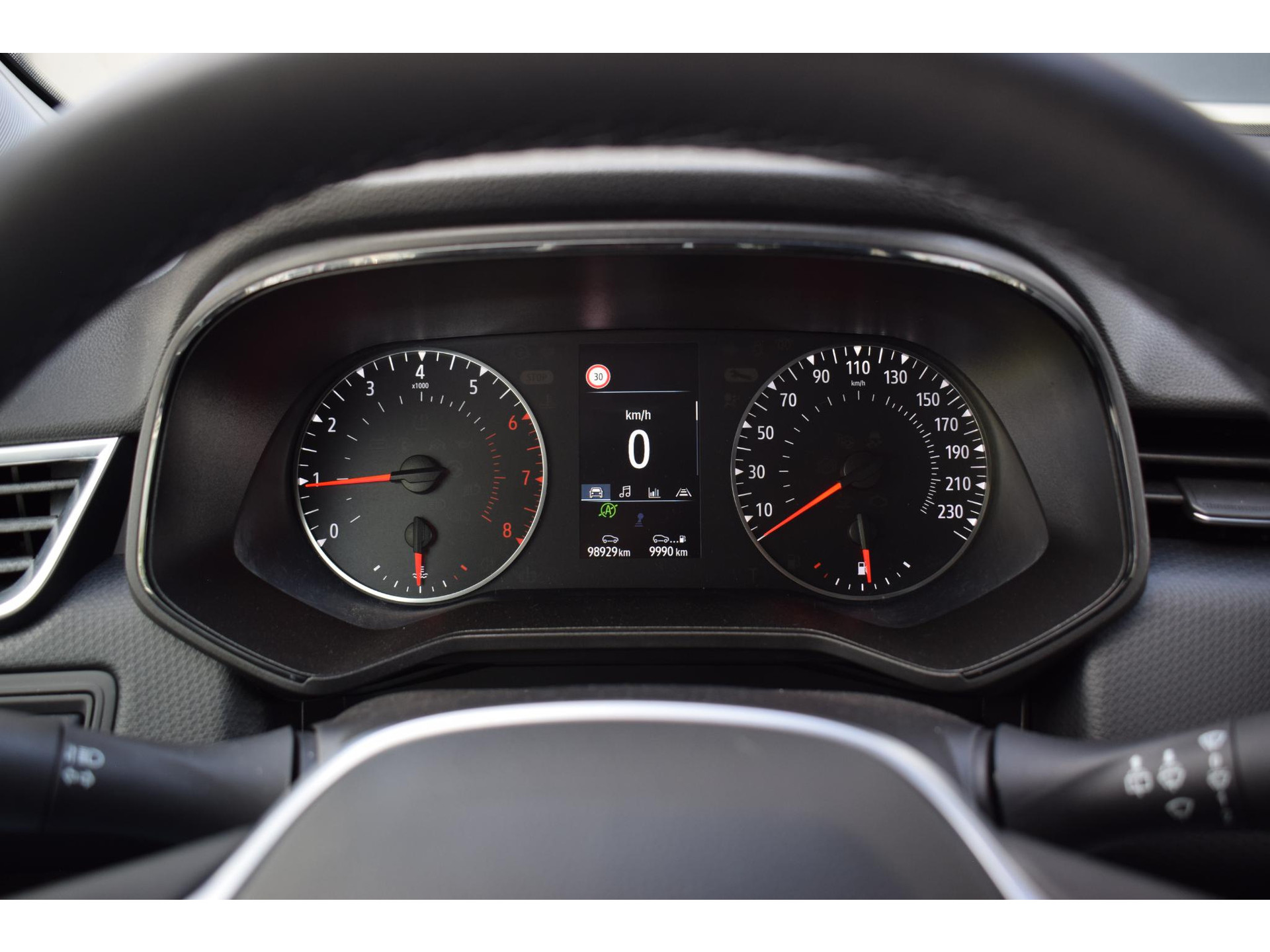 Renault Clio 1.0 TCe Zen | Apple CarPlay | Cruise | Airco | Sportstoelen