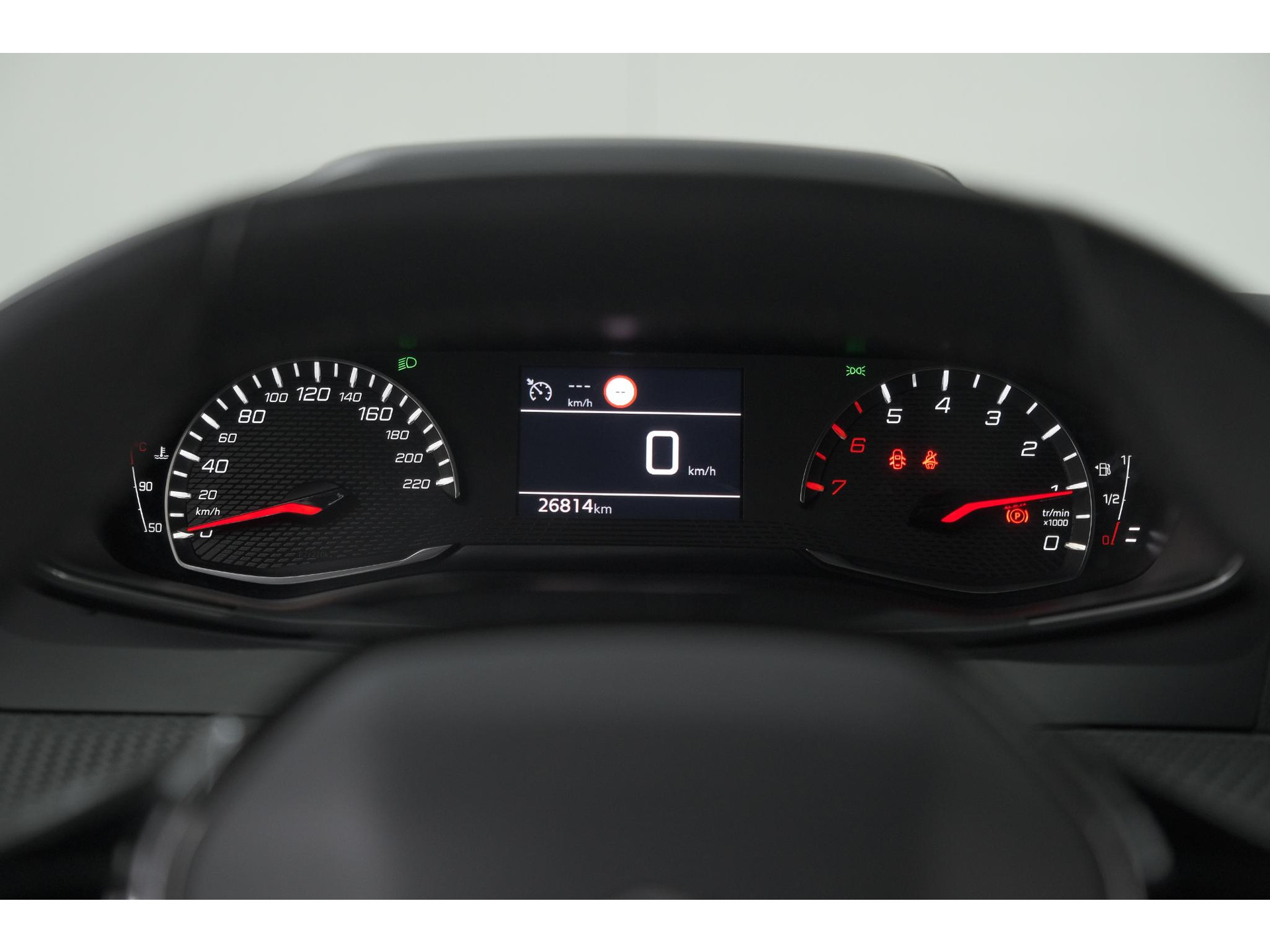 Peugeot 2008 PureTech Allure Pack | Navigatie | Parkeersensoren | Apple Carplay