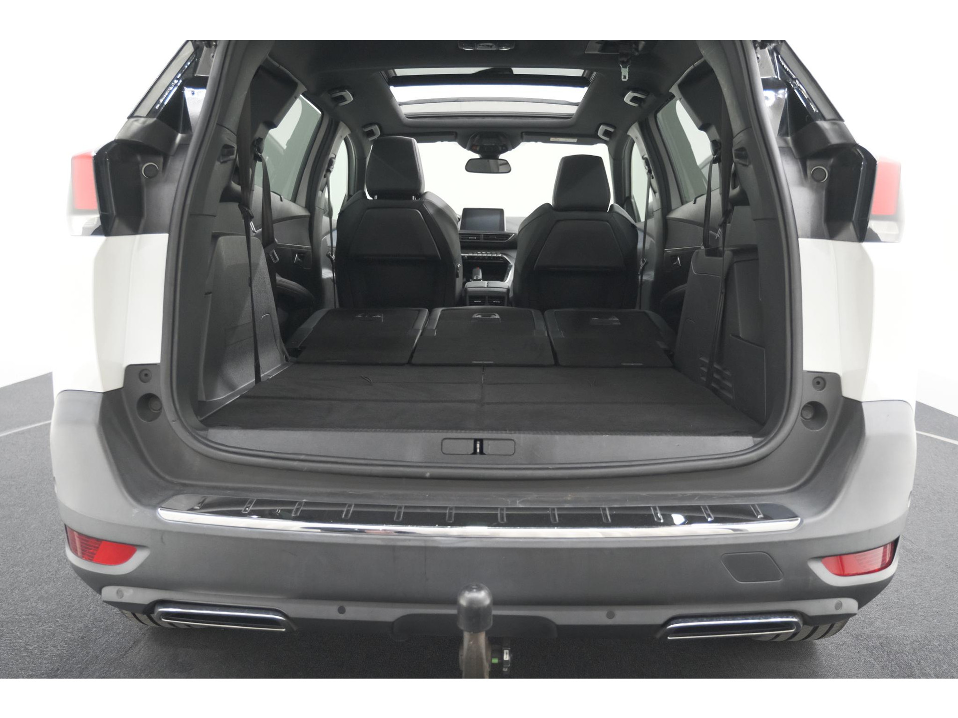 Peugeot 5008 PureTech 130 EAT8 GT-Line | Schuif-/Kanteldak | Trekhaak | Elektrische Kofferklep | Camera