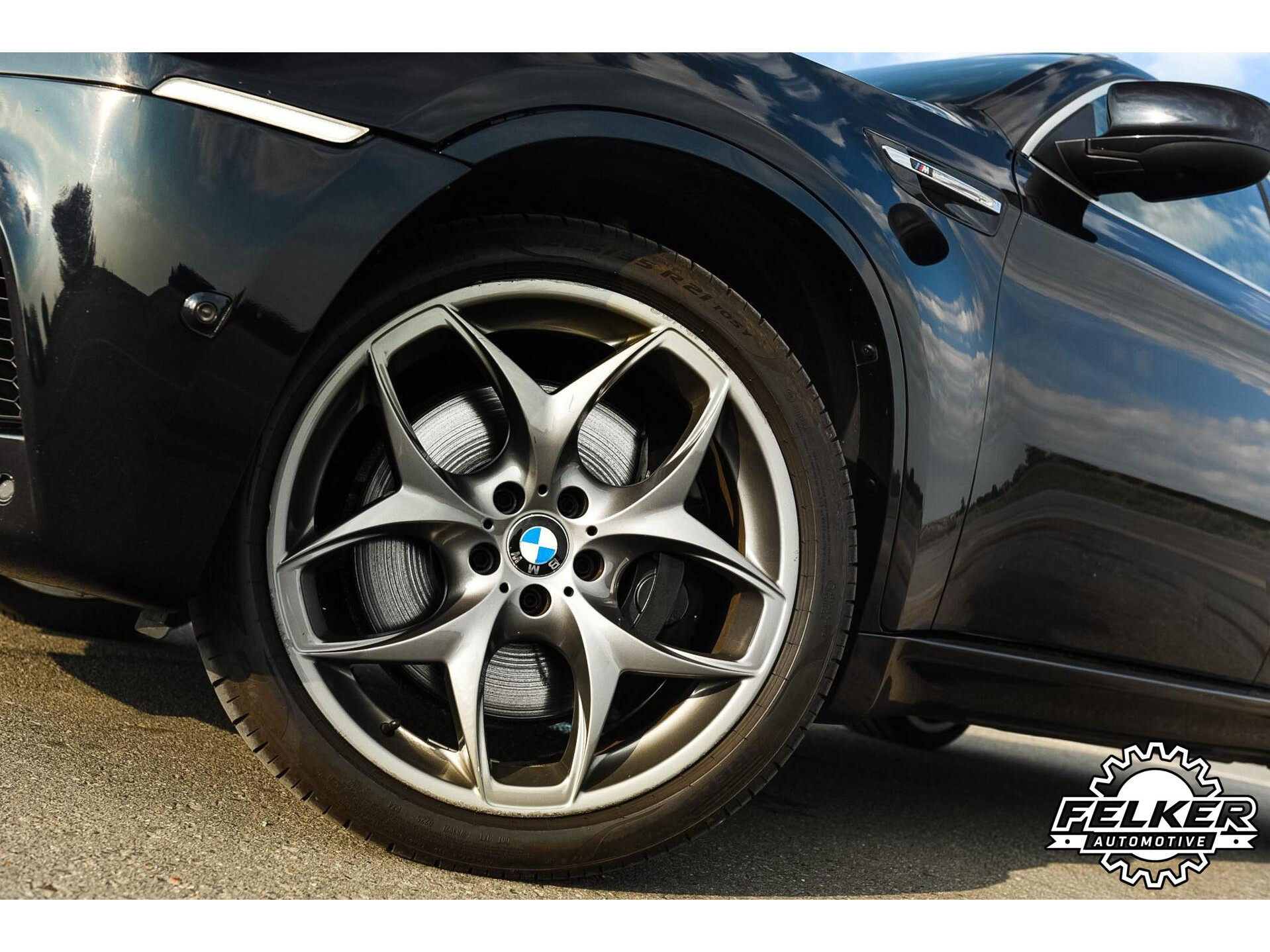 BMW X6 M 4.4 V8 555PK LCI | Pano | Soft-Close | Standkachel