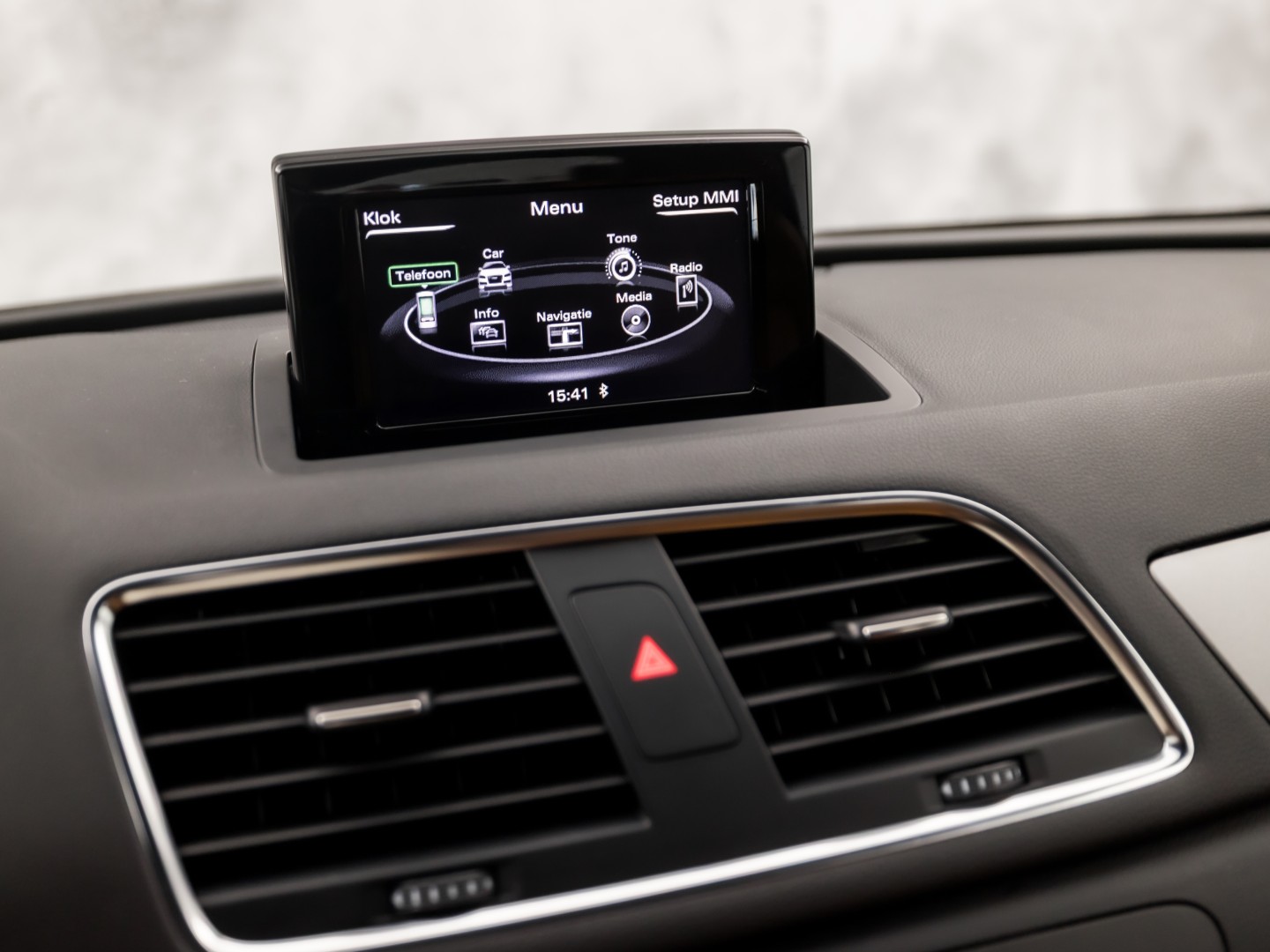 Audi Q3 2.0 TFSI Quattro Sport 211Pk Automaat (NAVIGATIE, CLIMATE, ZWART HEMEL, BRUIN LEDER, SPORTSTOELEN, CRUISE, PARKEERSENSOREN, XENON, NIEUWSTAAT)