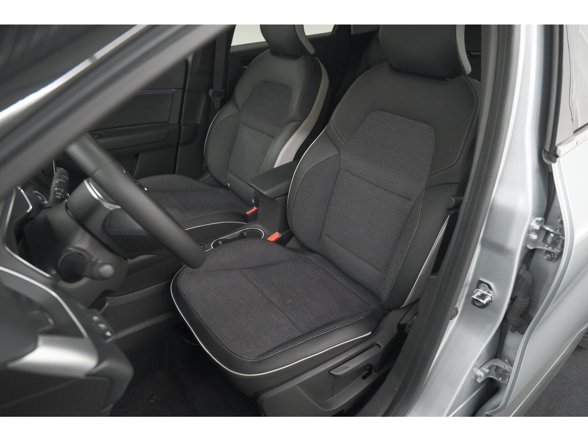 Renault Captur 1.6 E-Tech full hybrid 145 techno | Pack Full Screen | Camera | Navigatie | Parkeersensoren