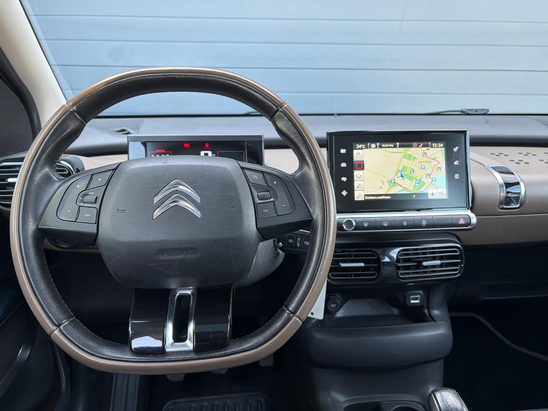 Citroen C4 Cactus 1.2 PureTech Business ✓D-riem vv in 2026✓Pano✓Camera✓Carplay✓110pk✓Stoelverw✓Navi✓Clima✓Cruise✓Pdc✓Halfleder✓N.A.P✓Apk tot 02-2027