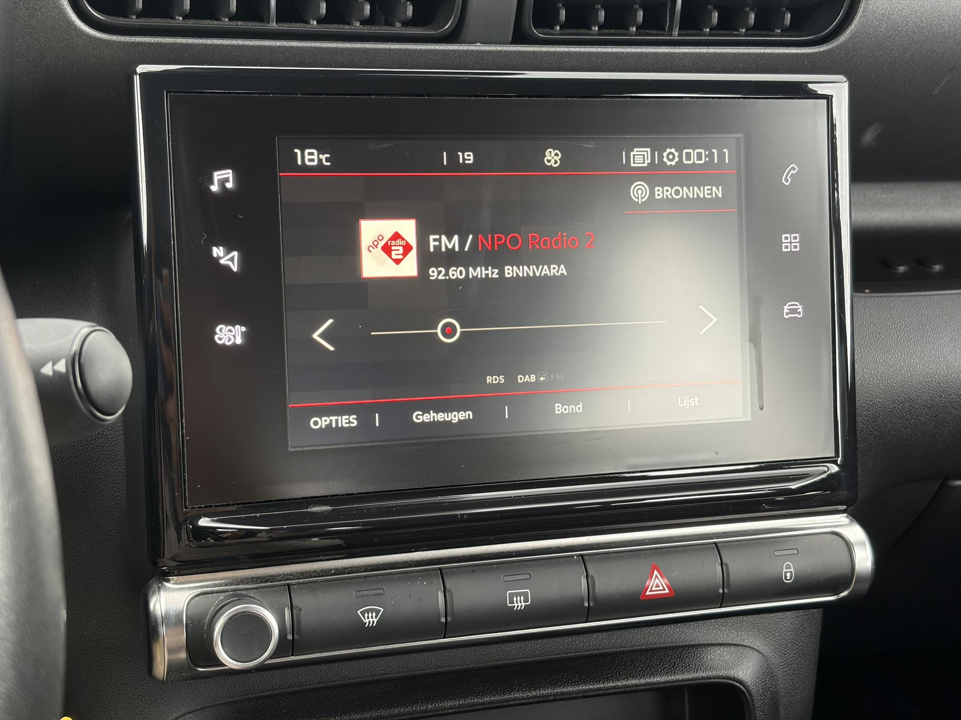 Citroen C3 Aircross 1.2 PureTech Feel ✓1e Eigenaar✓Nieuwe D-riem✓Draadloze telefoonlader✓Carplay✓Navi✓Clima✓Cruise ✓Pdc✓Lm velgen✓Net beurt gehad✓Rijstrooksensor✓N.A.P✓Apk tot 09-2027