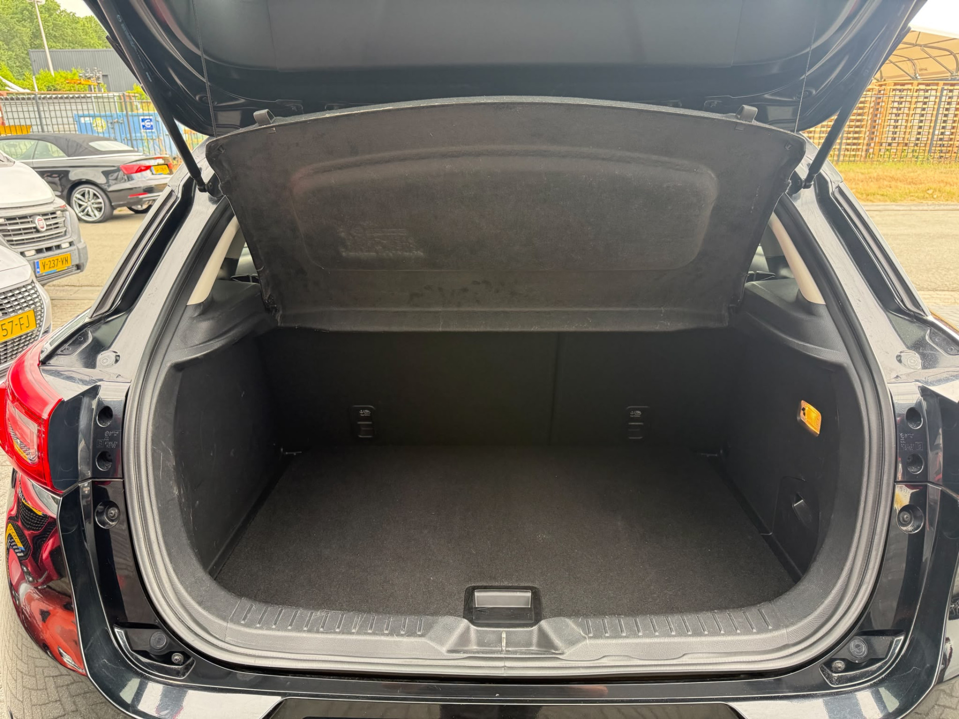 Mazda CX-3 2.0 SkyActiv-G 120 TS+ | 1E EIGENAAR | 3/6 OF 12 MND GARANTIE | NAVI | PDC | STOELVERWARMING |