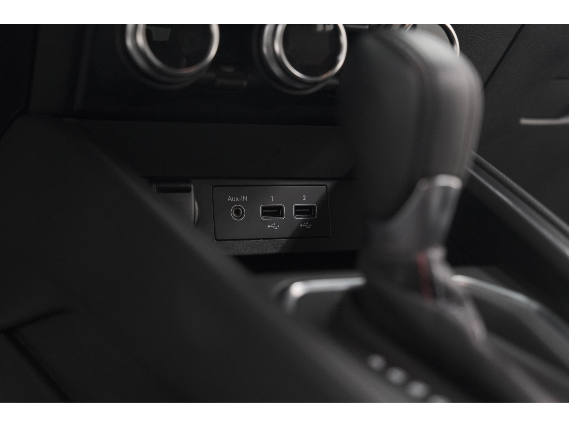 Renault Clio 1.6 E-Tech Hybrid 140 R.S. Line | 360 Camera | Apple Carplay | 9.3 Inch Groot Scherm | Sportstoelen
