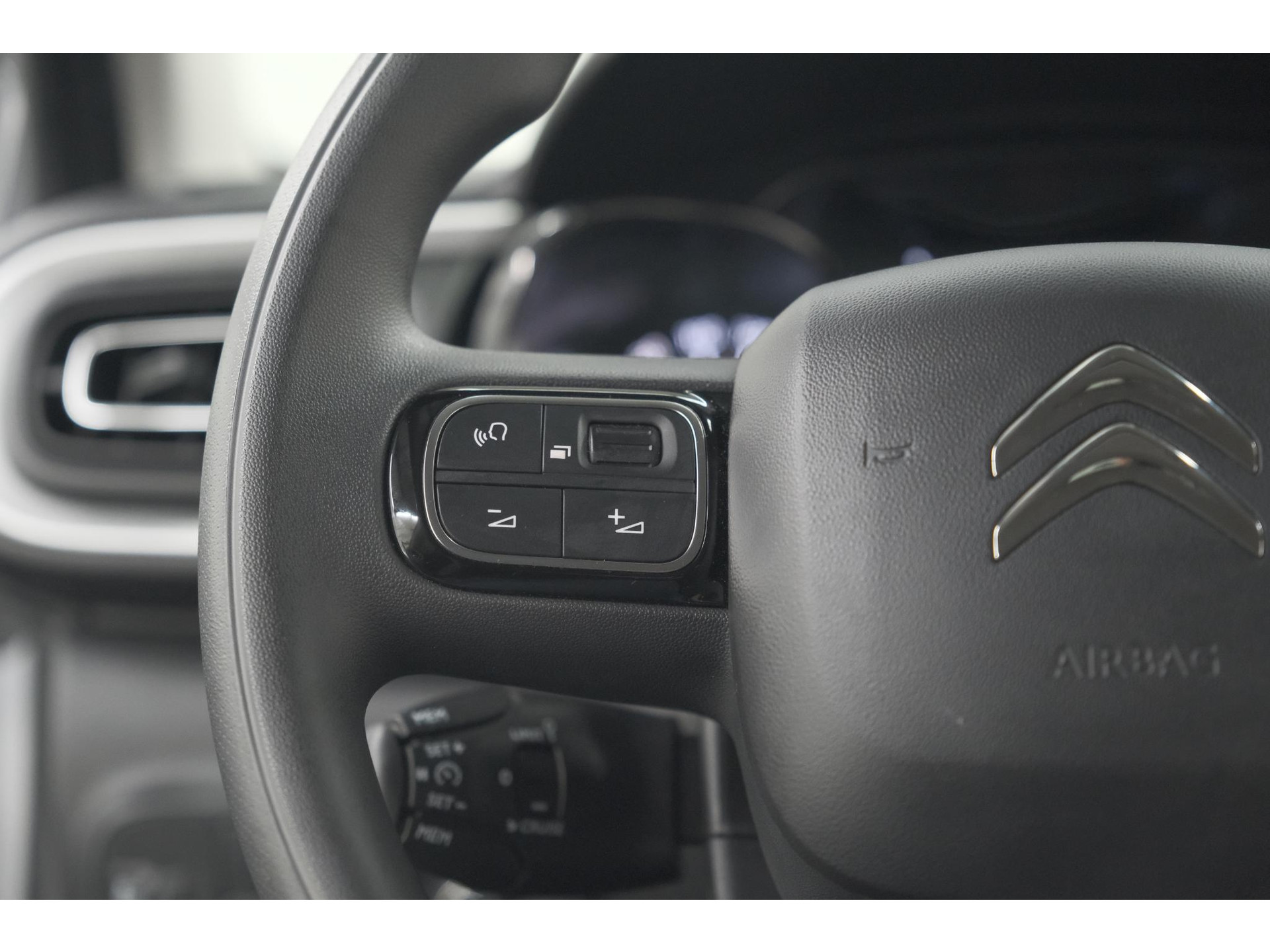 Citroen C3 PureTech 110 EAT6 Max | Parkeersensoren | Apple Carplay | 16 Inch Lichtmetalen Velgen