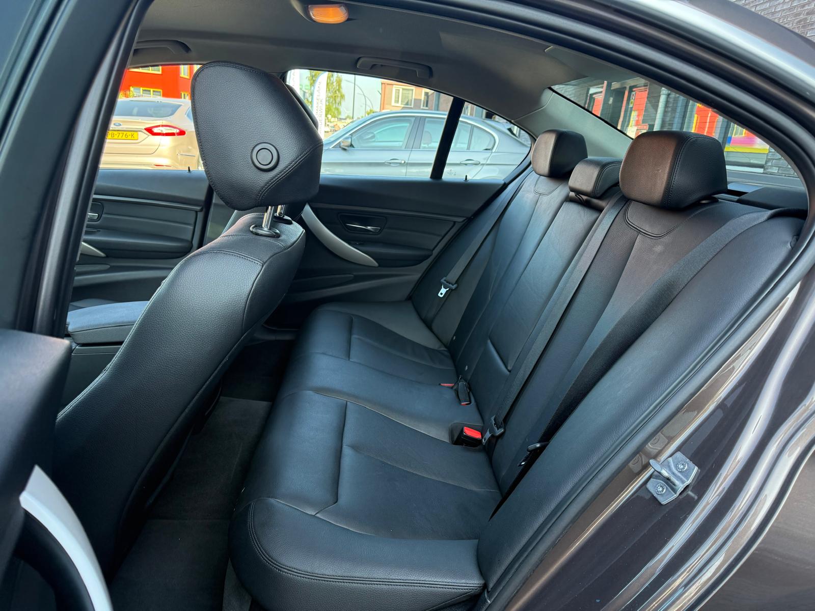 BMW 3-serie 316i Executive | 3/6/12MND GARANTIE | AUTOMAAT | CRUISE | NAVI | ELECRAMEN | CLIMA | LED |