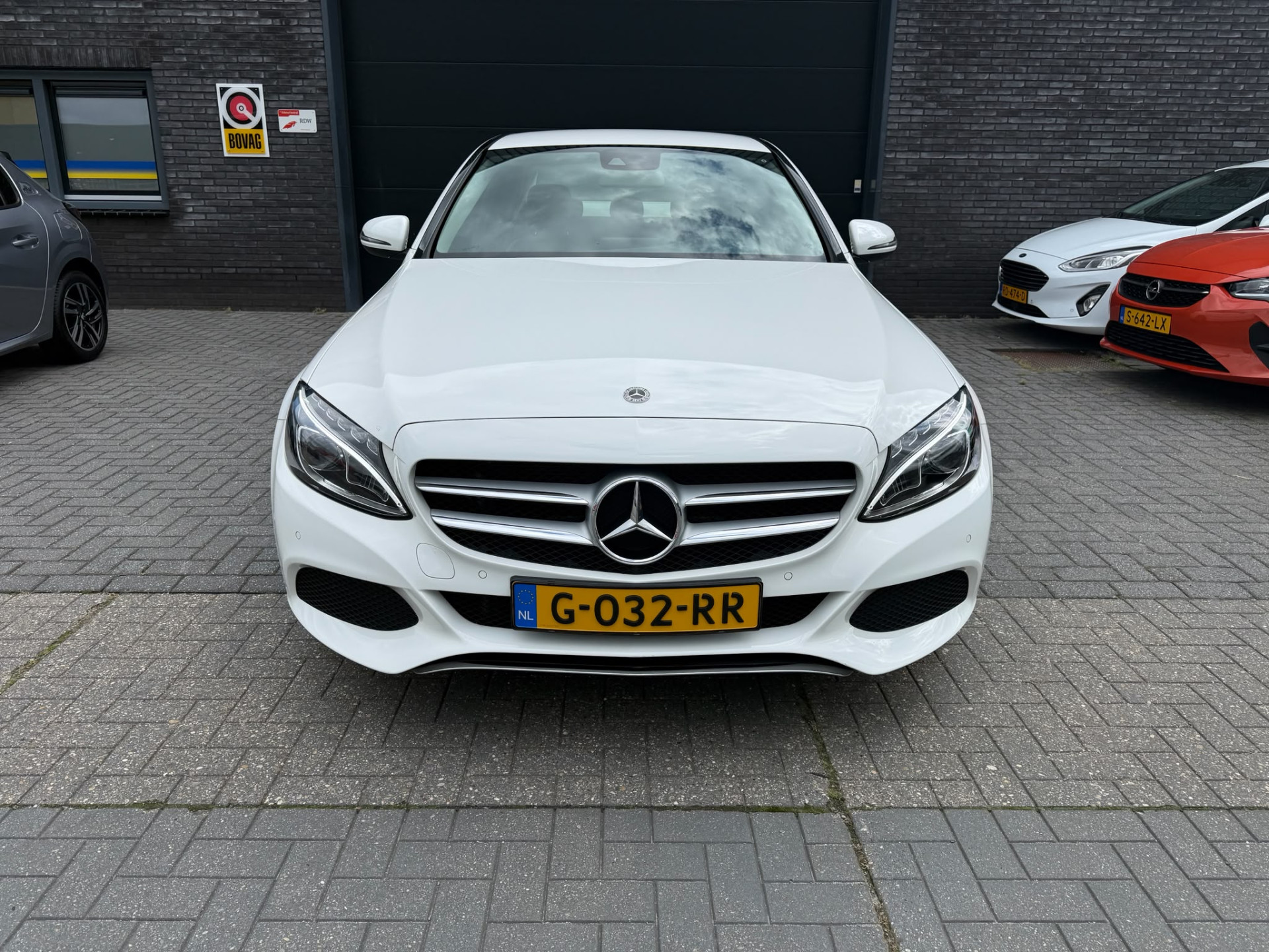 Mercedes-Benz C-klasse 200 Premium Plus | 1E EIGENAAR | 3/6/12MND GARANTIE| LED | CRUISE | SFEER | STOELVERWM. | NAVI |