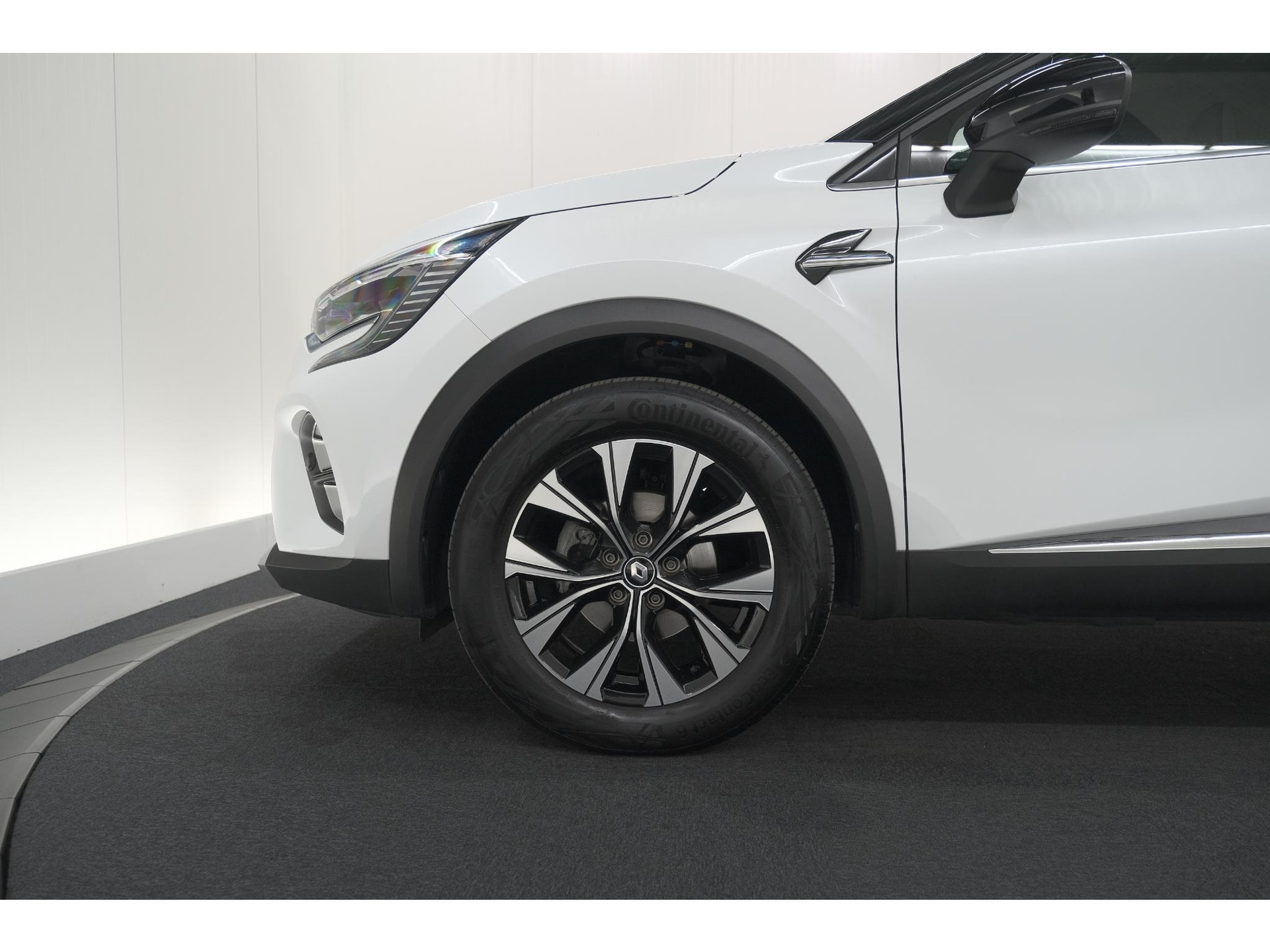 Renault Captur Mild Hybrid 160 techno | Trekhaak | Dodehoekdetectie | Camera | Navigatie