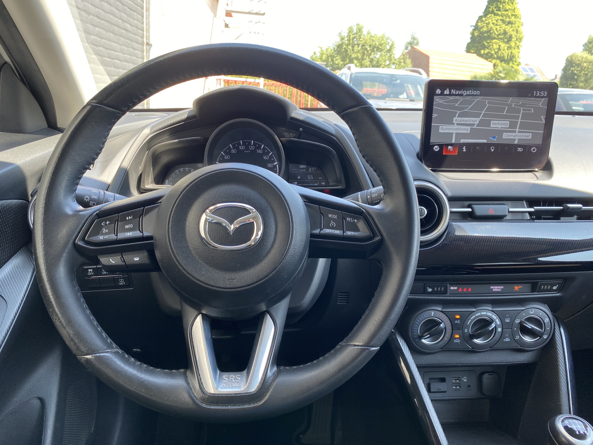 Mazda 2 1.5 Skyactiv-G Comfort | 1e eigenaar | dealer onderh. | navigatie | stoelverw. | cruise control | apple carplay