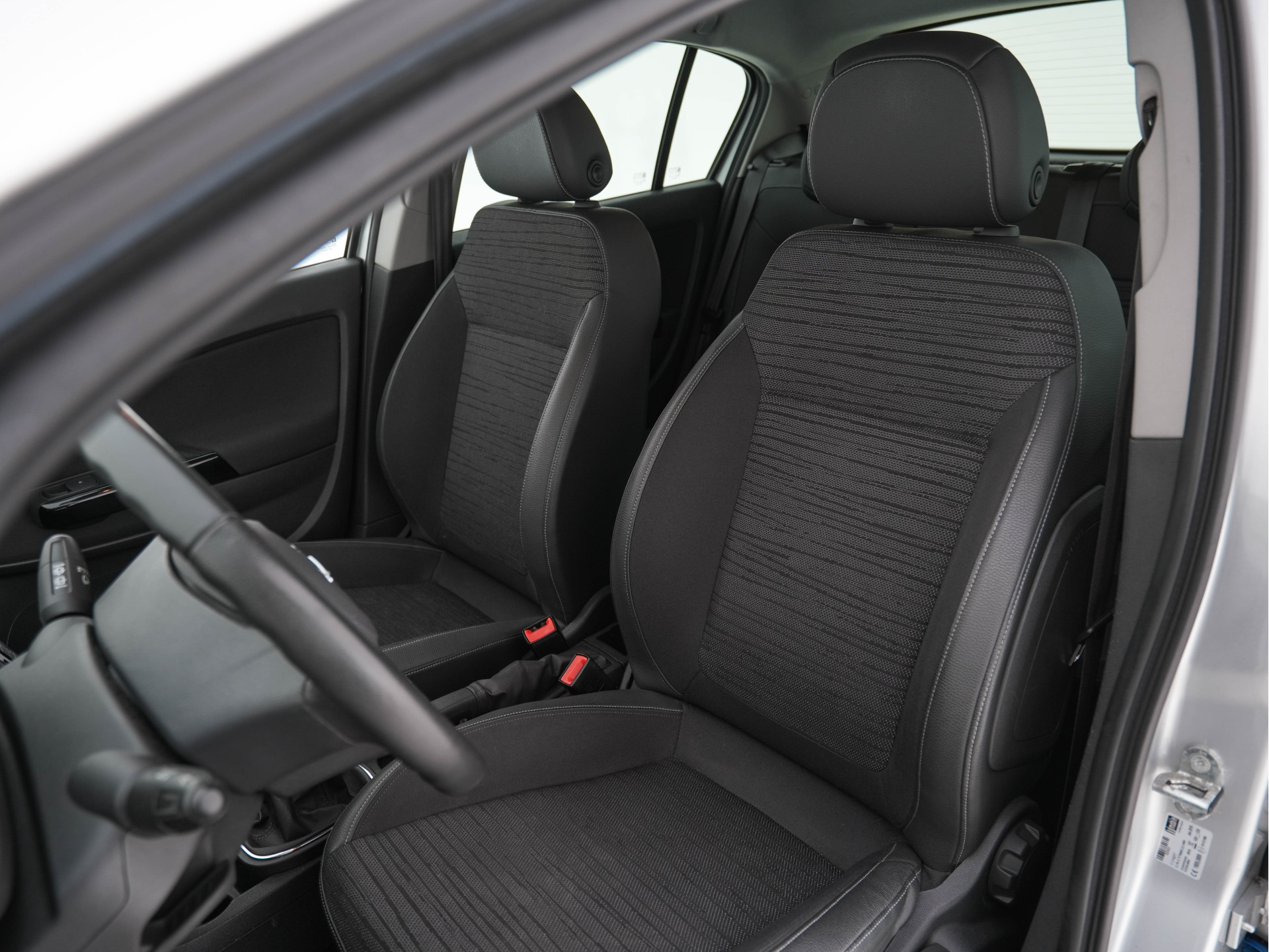 Opel Corsa 1.3 CDTi EcoFlex S/S Cosmo *NAVI-FULLMAP | 1/2-LEATHER | COMFORT-SEATS | CRUISE | PDC | 15''ALU*