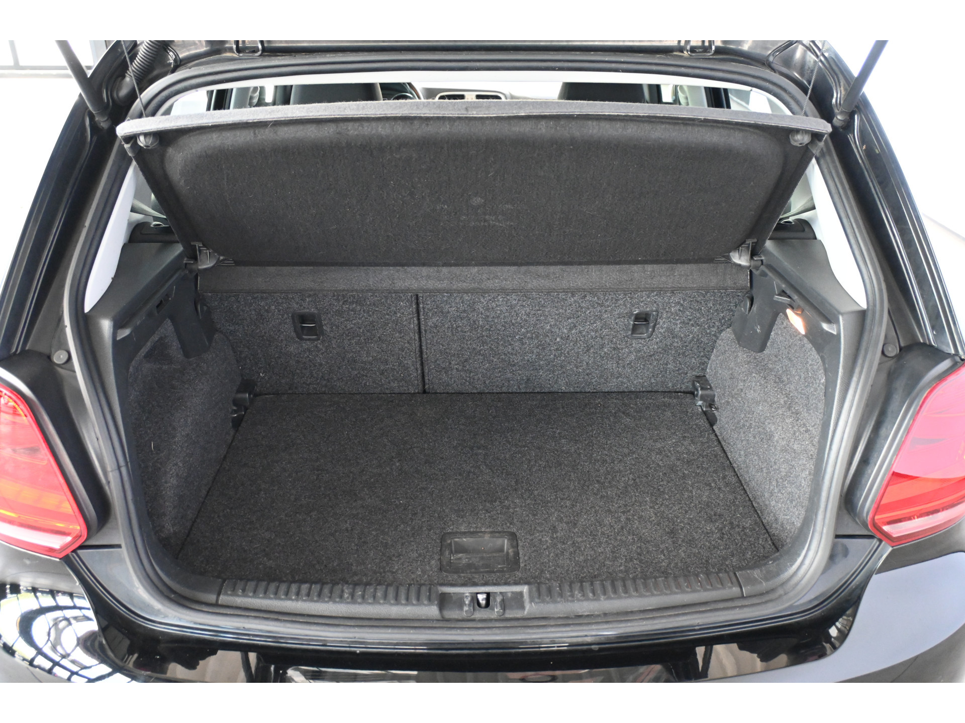 Volkswagen Polo 1.0 BlueMotion Edition Clima Navigatie Cruise Control Goed Onderhouden! Inruil Mogelijk!