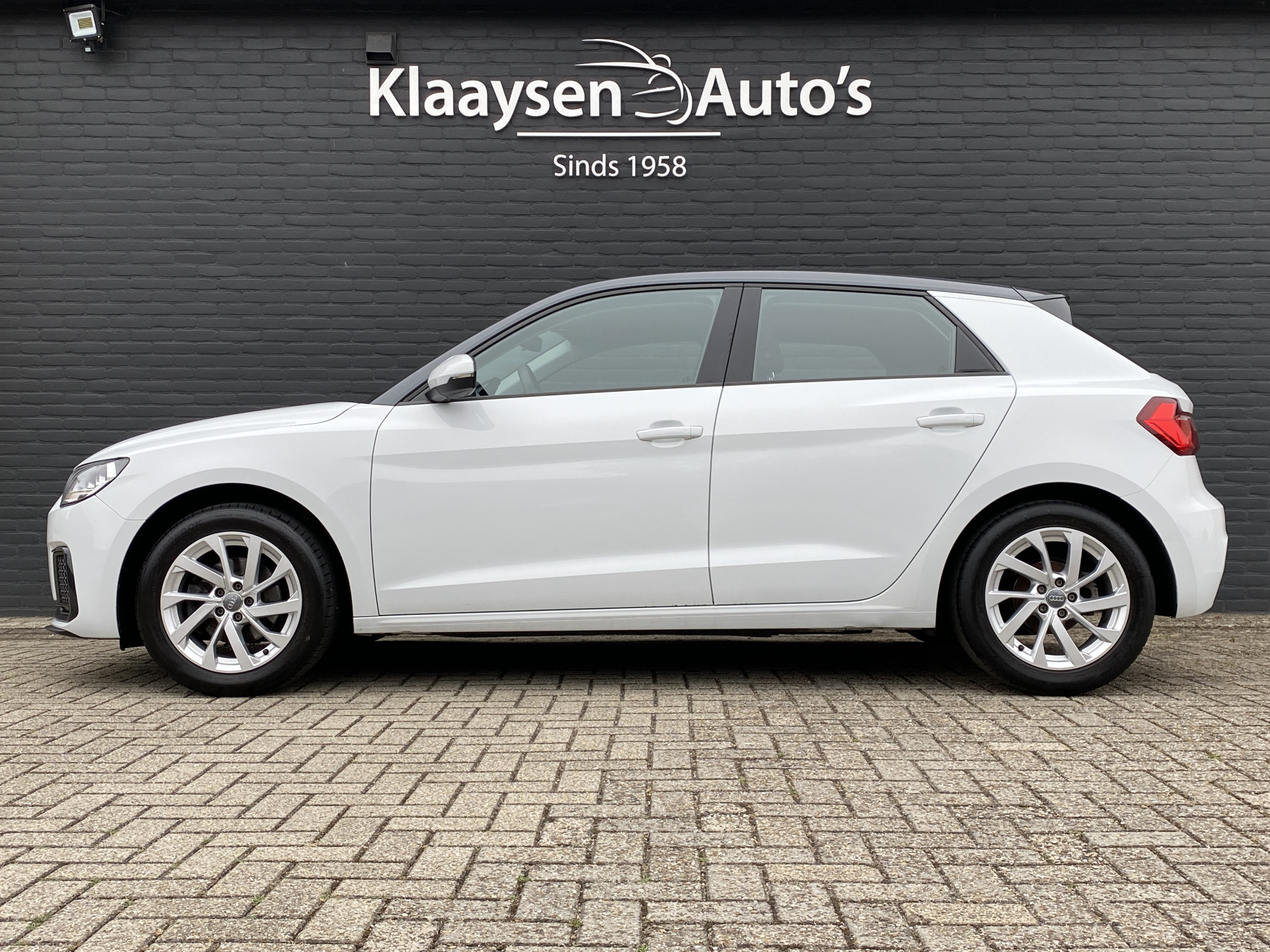 Audi A1 Sportback 30 TFSI Advanced Edition 116 pk AUT. | 1e eigenaar | dealer onderh. | apple carplay | climate control | stoelverw.