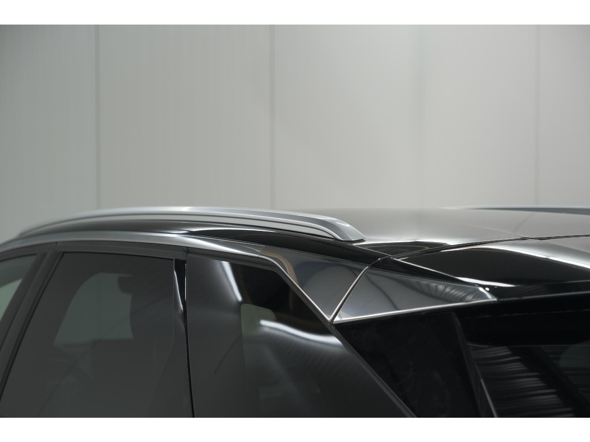 Peugeot 3008 1.2 Hybrid 136 GT | 360 Camera | Adaptieve Cruise Control | Elektronische Kofferklep | Navigatie