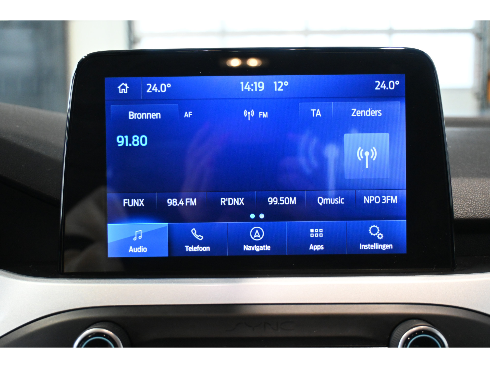 Ford Focus 1.0 EcoBoost Edition Business Lane Assist Adaptieve Cruise Trekhaak Apple Carplay Clima Stoel/Stuur verwarming Inruil Mogelijk!