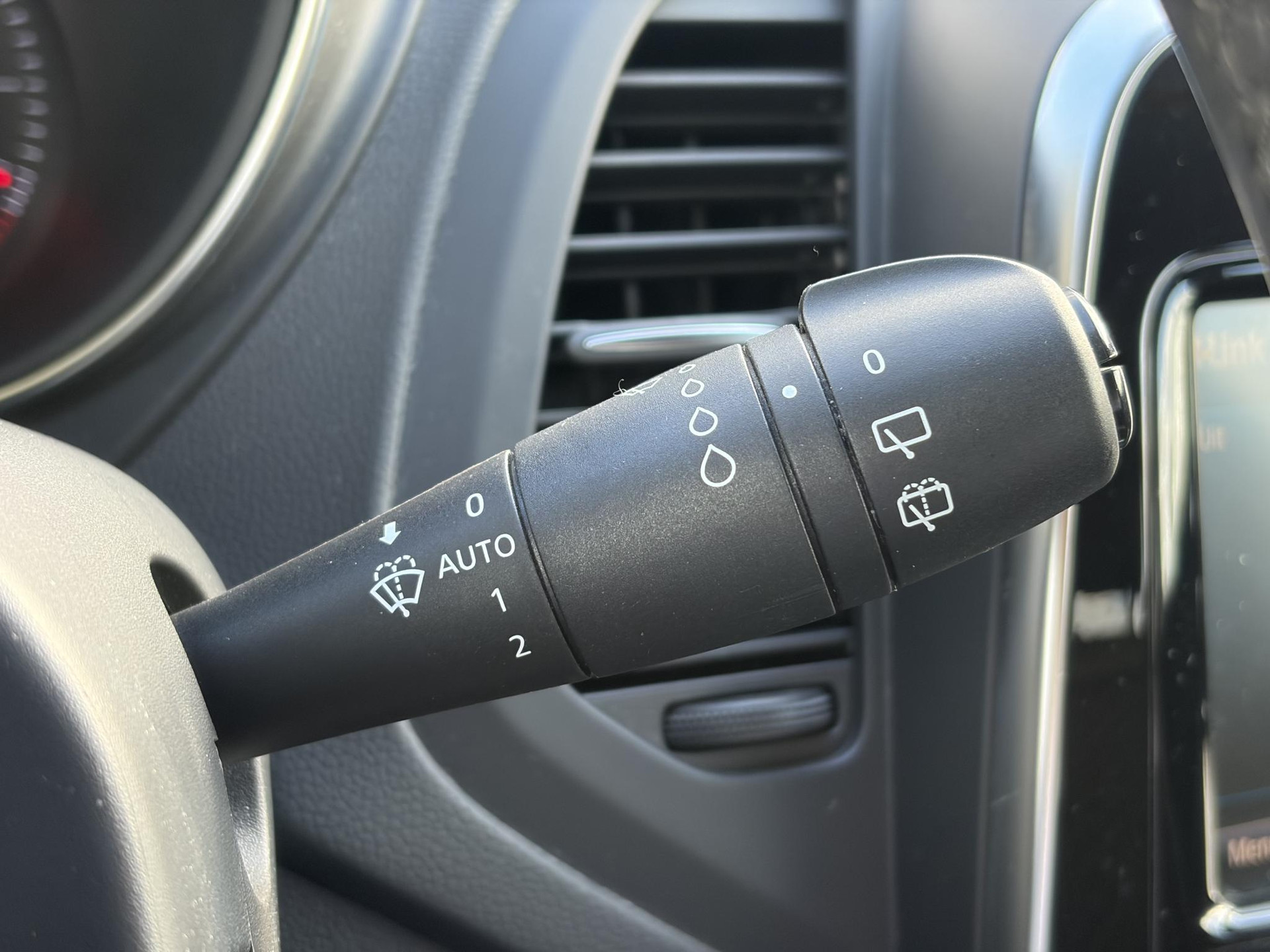 Renault Captur 0.9 TCe Intens ✓1e Eigenaar✓Camera ✓Keyless✓Airco✓Cruise✓Dealer Onderhouden✓LED koplampen✓Dodehoeksensor✓17'' Lm velgen✓Pdc V+A✓N.A.P✓Bj 12-2017✓Apk tot 01-2027