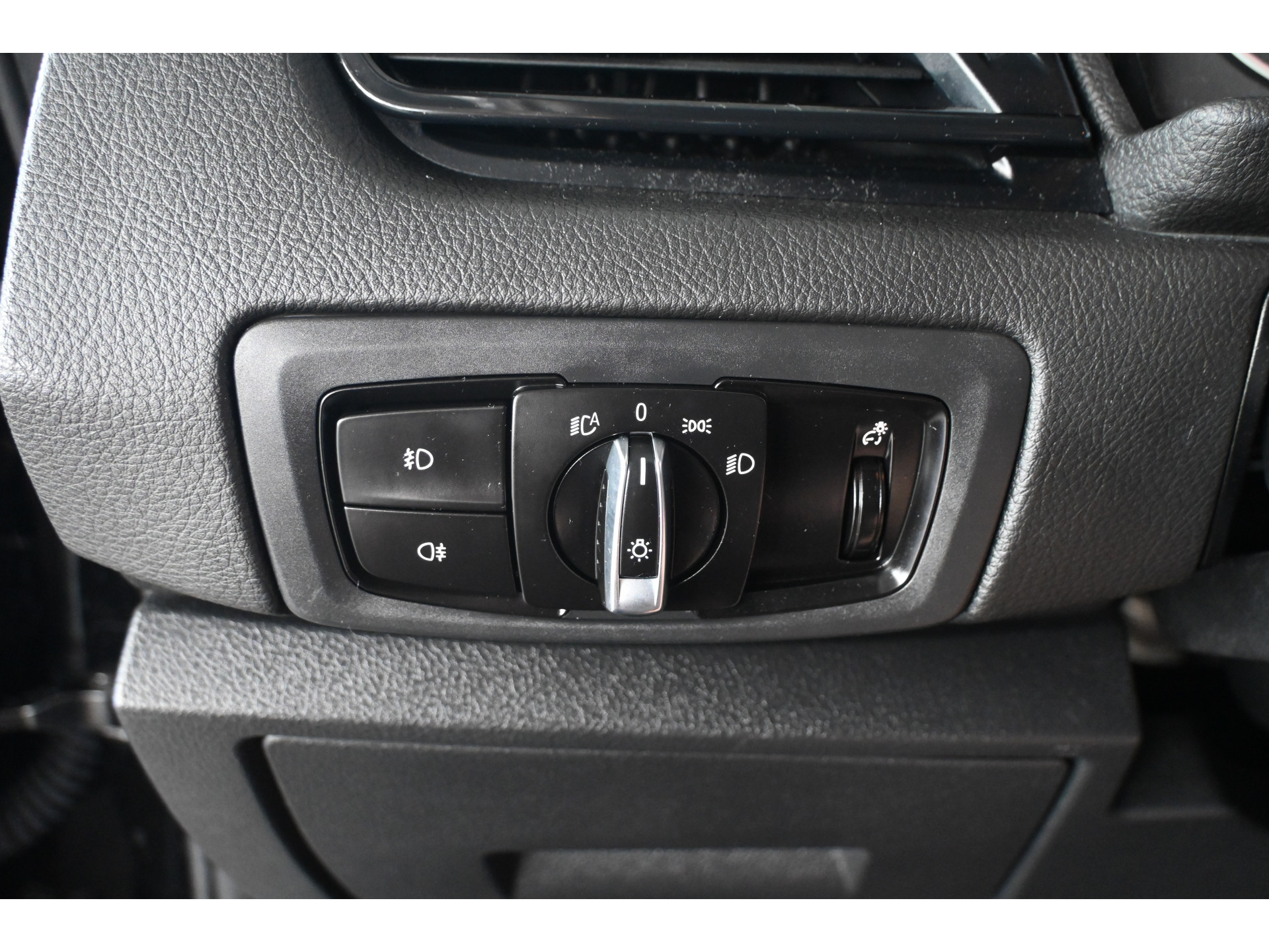 BMW 2-serie Active Tourer 218i Automaat Centennial Executive Navigatie LED Rijklaarprijs! Inruil Mogelijk!