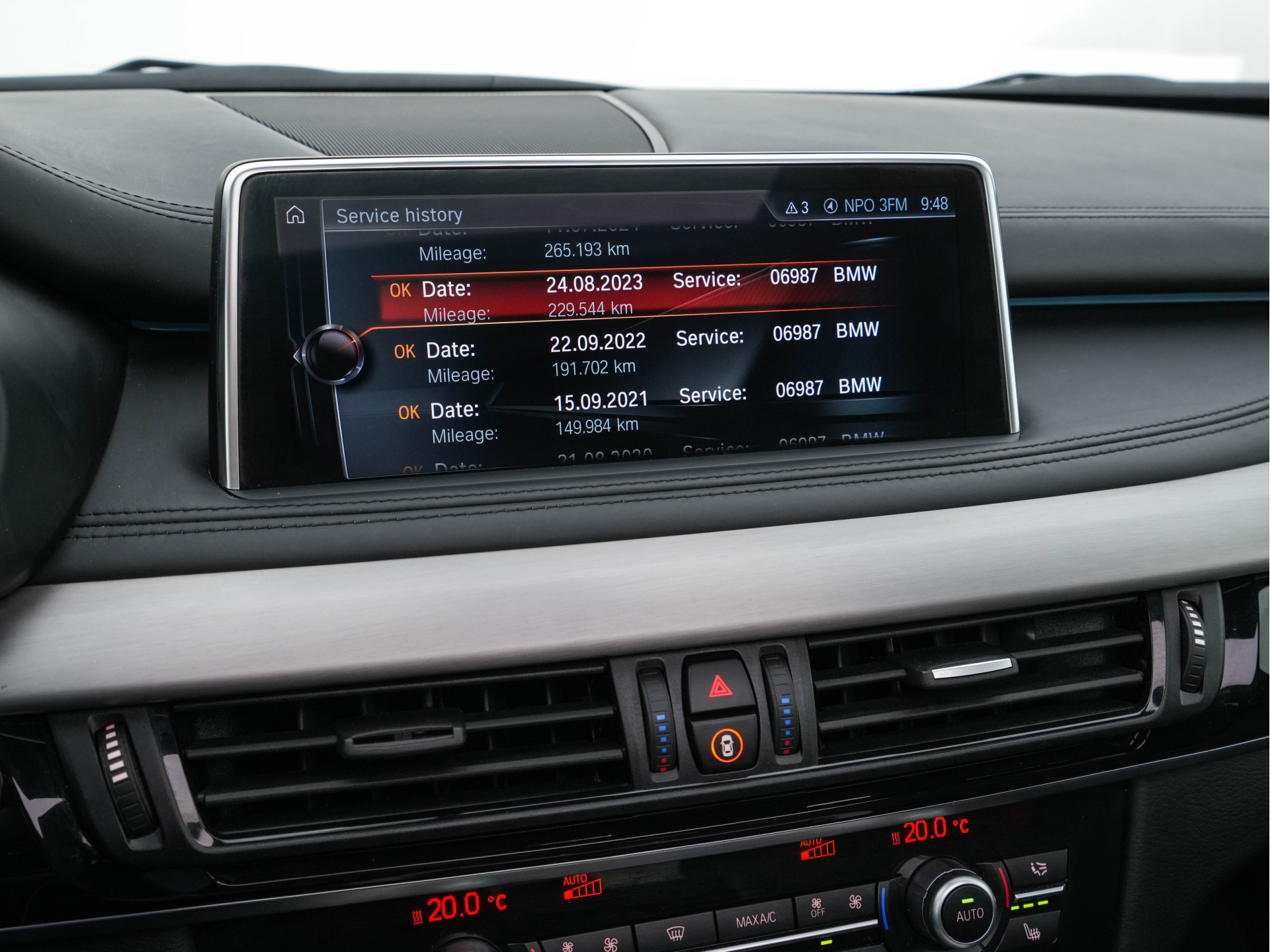 BMW X5 xDrive30d High Executive M-Sportpack Aut. *PANO | LUXURY-LEATHER | FULL-LED | HARMAN/KARDON-SURROUND | HEAD-UP | MEMORY-PACK | DIGI-COCKPIT | KEYLESS | CAMERA | NAVI-FULLMAP | AMBIENT-LIGHT | HEATED-COMFORT-SEATS | SHIFT-PADDLES