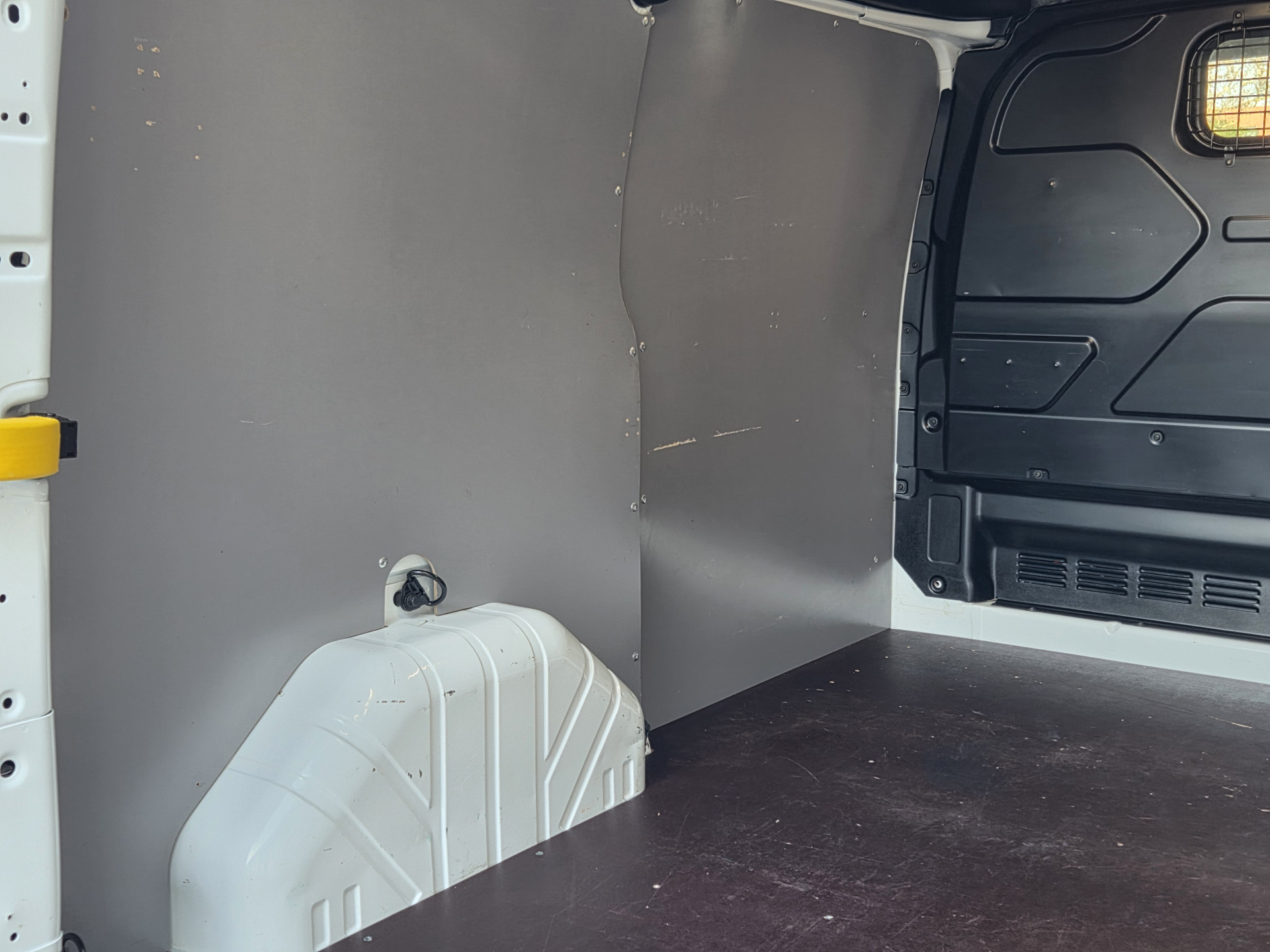 Ford Transit Custom 2.0 TDCI Automaat  Trend Airco Cruisecontrol Navi Trekhaak Verwarmde stoel