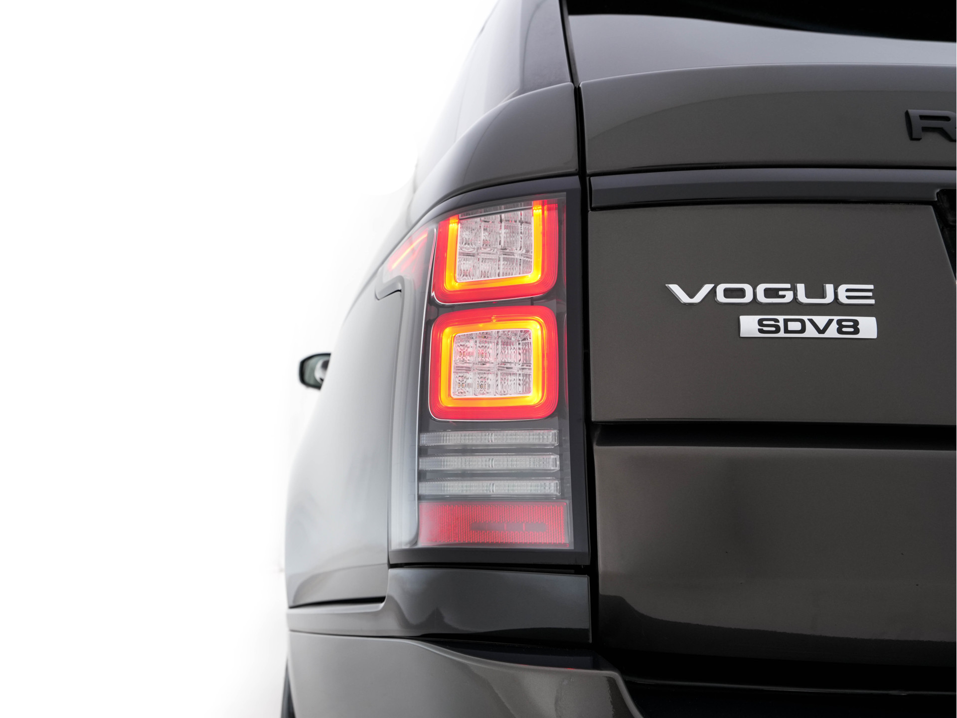 Land Rover Range Rover 4.4 SDV8 Vogue AWD Aut. *PANO | DIGI-COCKPIT | MERIDIAN-AUDIO | SURROUND-VIEW | MEMORY-PACK |  KEYLESS | OXFORD-FULL-LEATHER | BI-XENON | NAVI-FULLMAP | ECC | PDC | CRUISE | COMFORT-SEATS | 21"ALU*