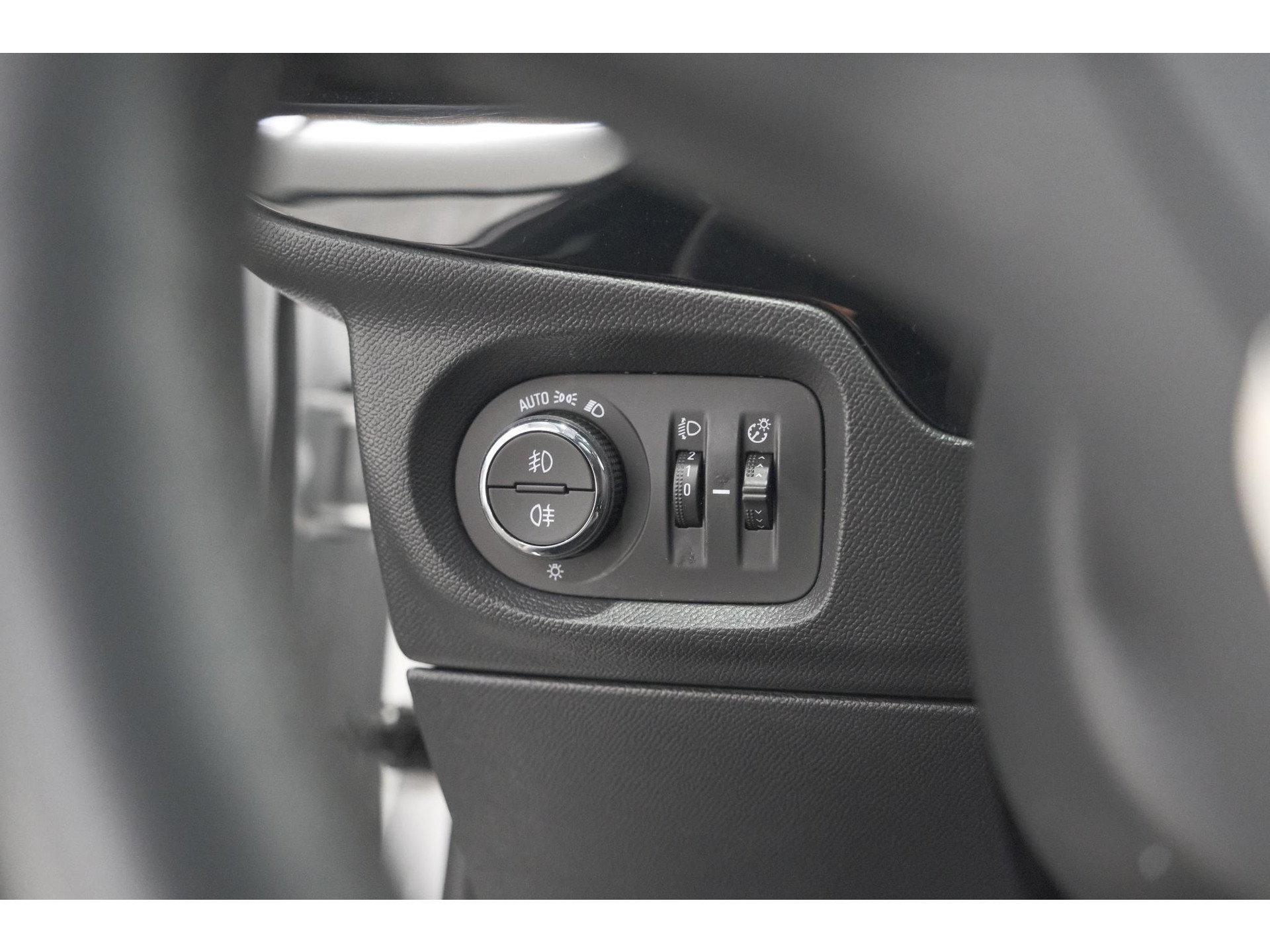 Opel Corsa 1.2 Turbo 100 Ultimate | Panoramadak | Camera | Dodehoekdetectie | Apple Carplay