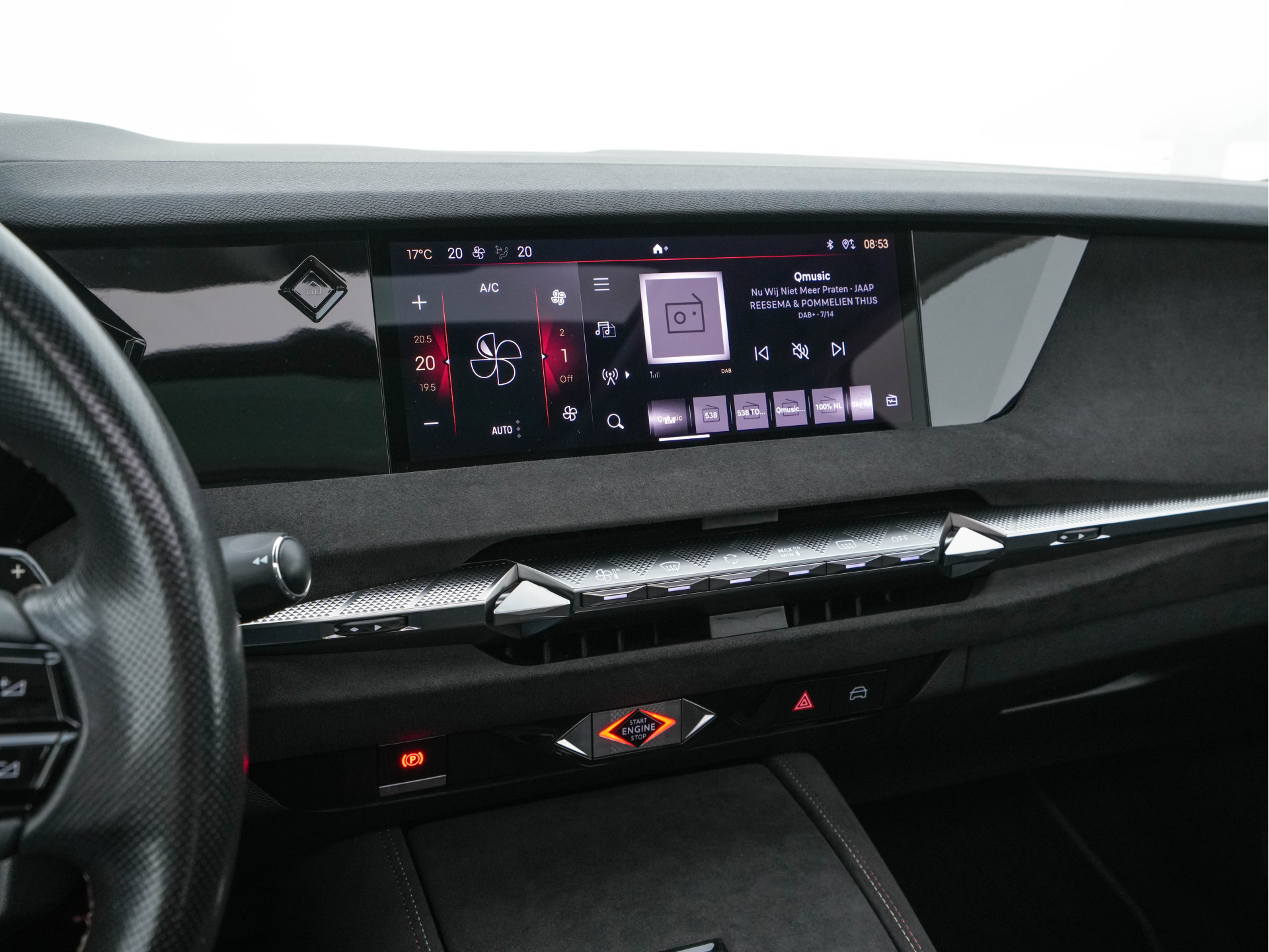 DS 4 1.6 PureTech Performance Line (INCL-BTW) Aut. *PANO | LEATHER-MICROFIBRE | FULL-LED | HEATED-SPORTSEATS | DIGI-COCKPIT | KEYLESS | CAMERA | LANE-ASSIST | CARPLAY | ECC | SHIFT-PADDLES | PDC | TOWBAR | 19''ALU*