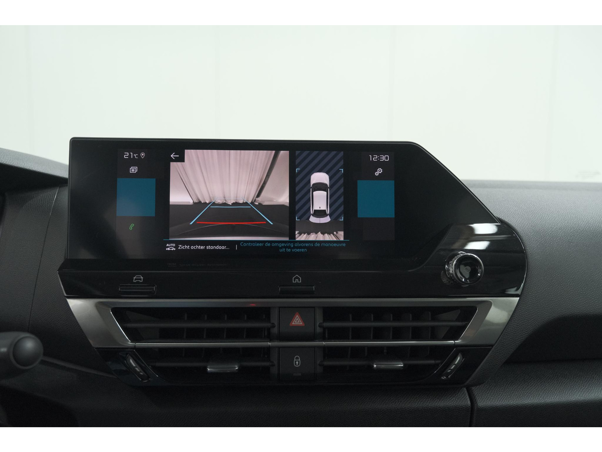 Citroen C4 Puretech 130 Feel | Trekhaak | Camera | Allseason Banden | Climate Control | Parkeersensoren