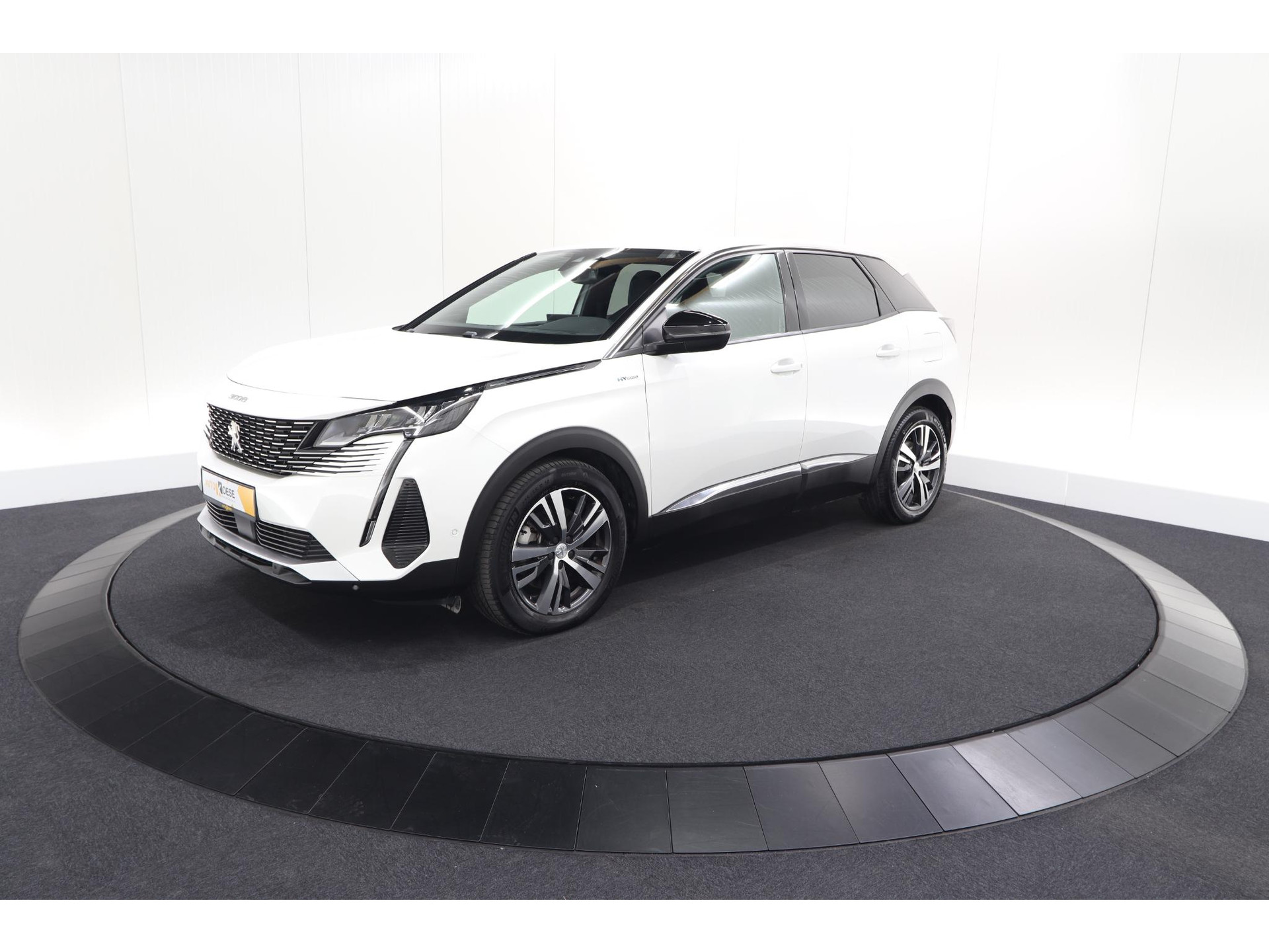 Peugeot 3008 1.6 Plug-in HYbrid 225 Allure | Camera | Dodehoekdetectie | Navigatie | Apple Carplay