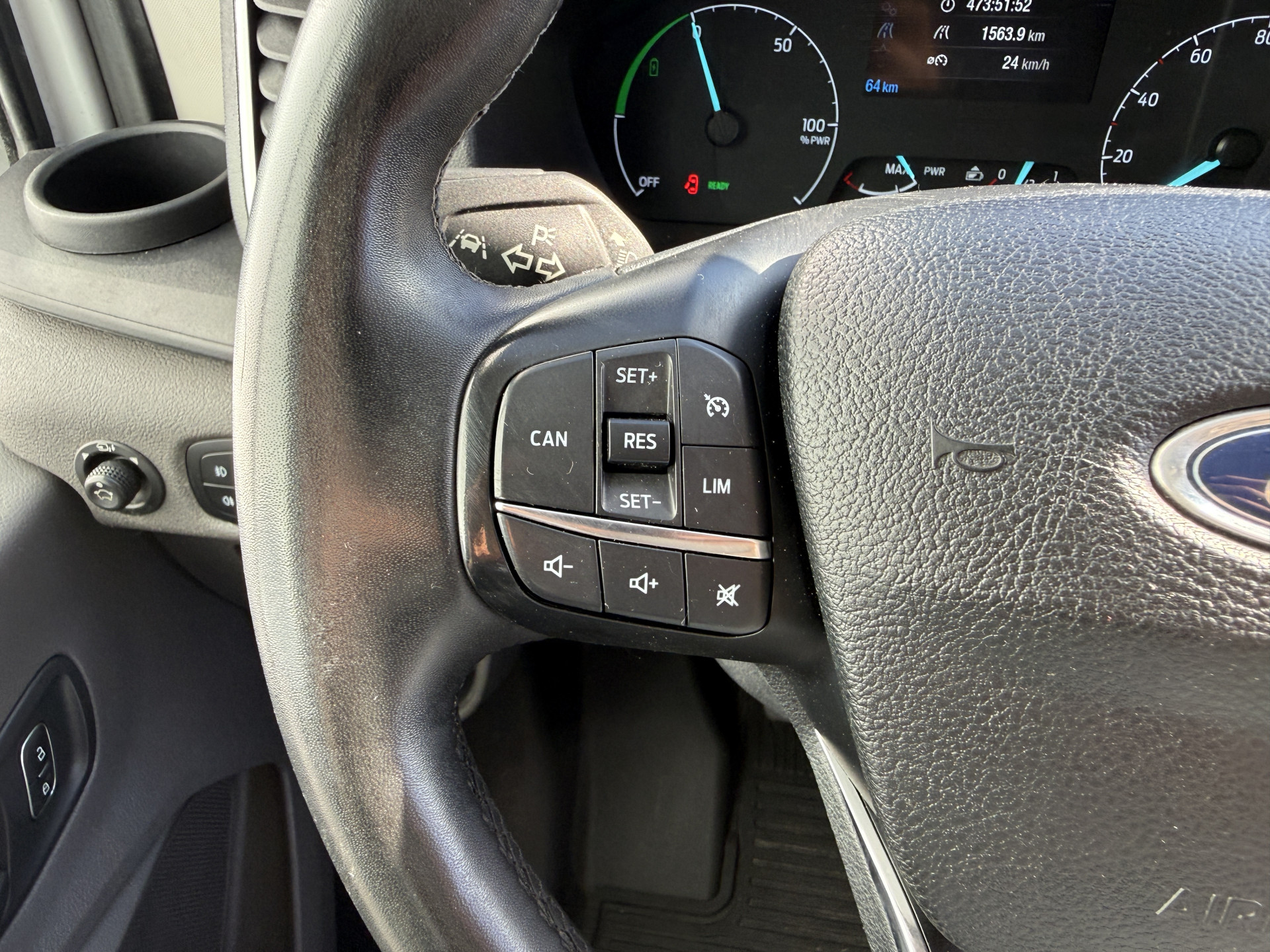 Ford e-Transit 68kWh 184PK L4H3 317km WLTP 93.7% (SOH) BEV Snelladen Carplay Climate control 360° Camera Parkeersensoren v+a Stoelverwarming