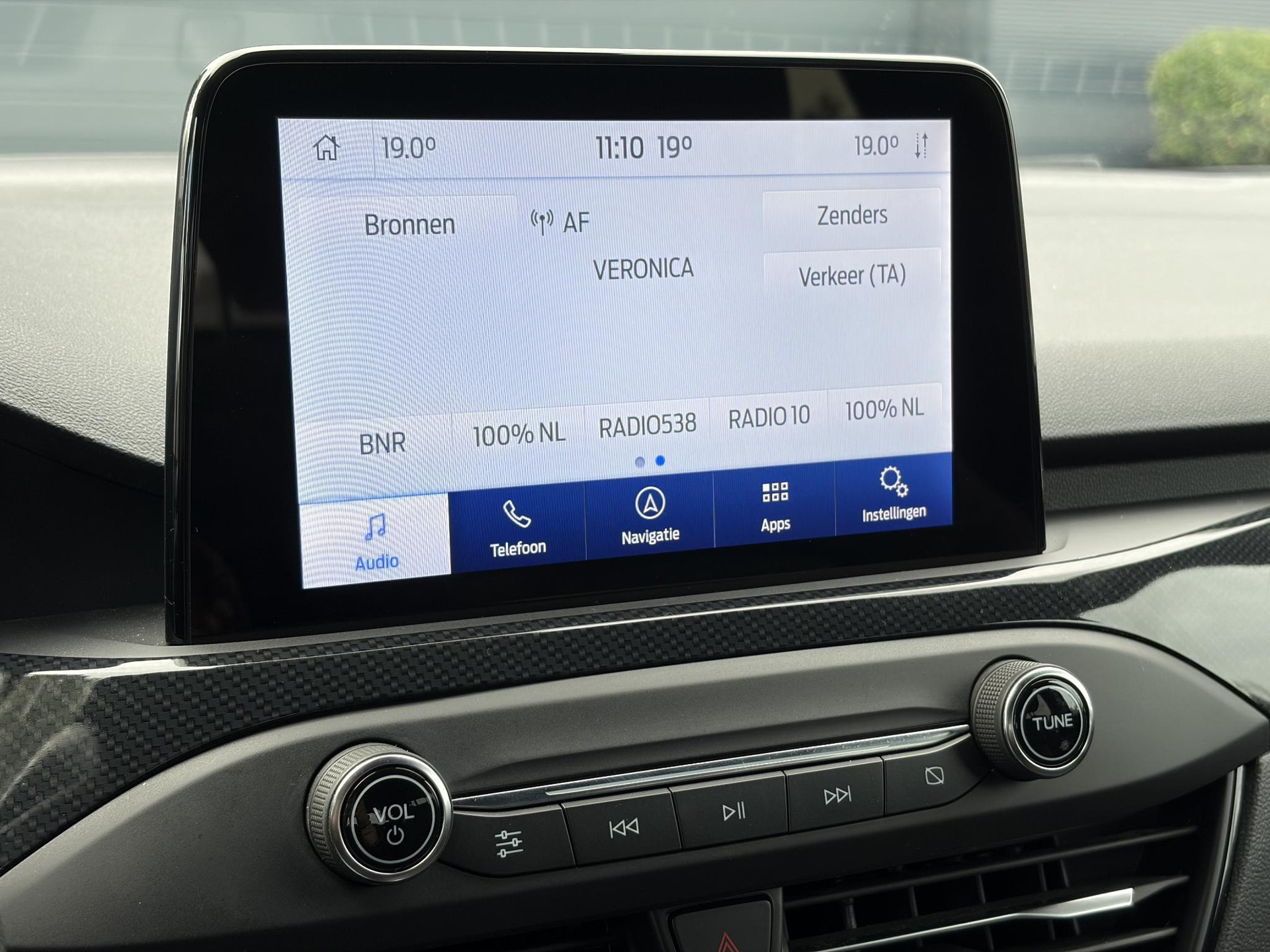 Ford Focus 1.0 EcoBoost ST Line Business 2e Eigenaar l Navi l Clima l Cruise l 125pk l Keyless l Pdc V+A l 18 '' Lmv  l N.A.P l Apk tot 02-2028