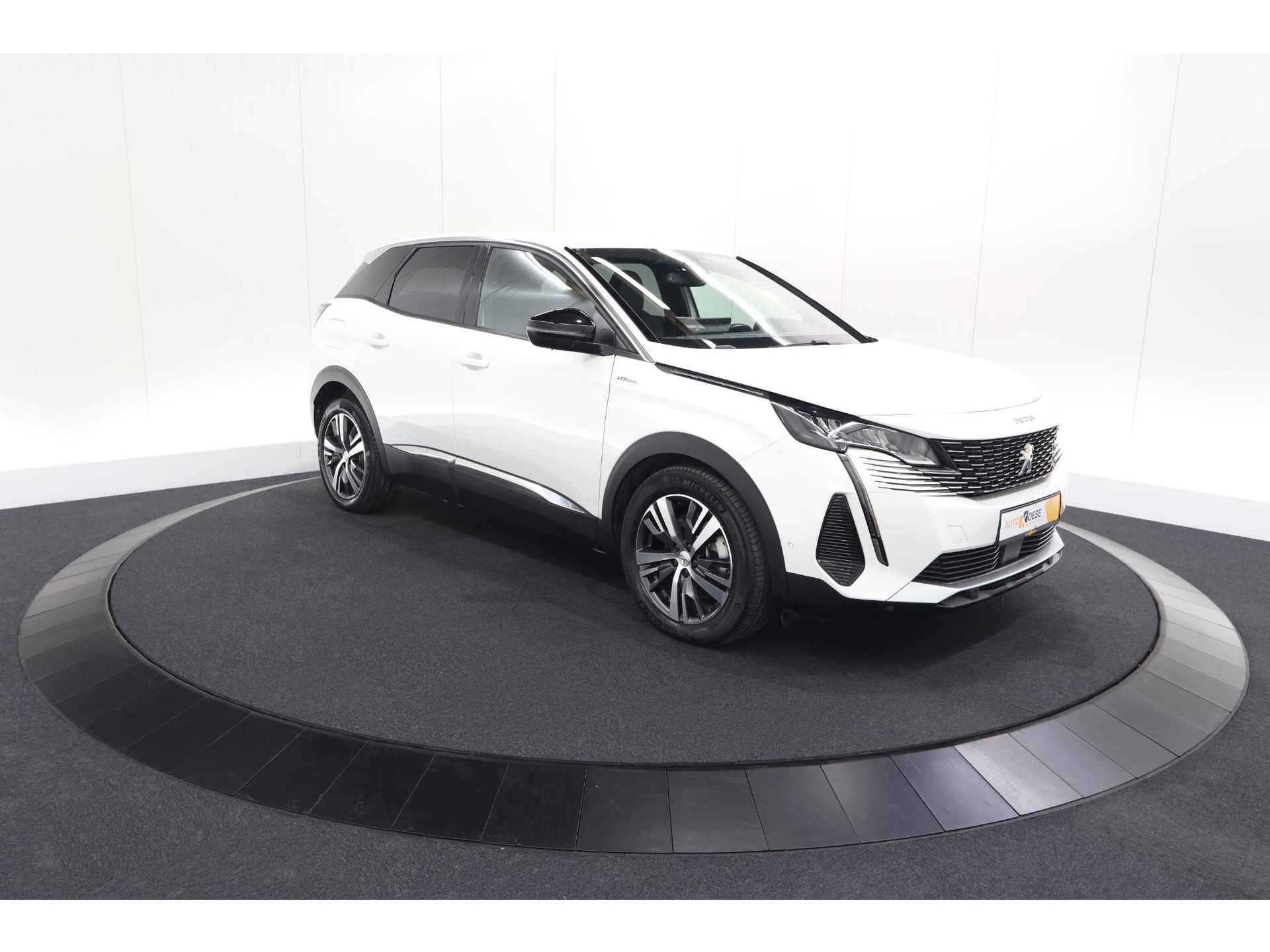 Peugeot 3008 1.6 Plug-in HYbrid 225 Allure | Camera | Dodehoekdetectie | Navigatie | Apple Carplay