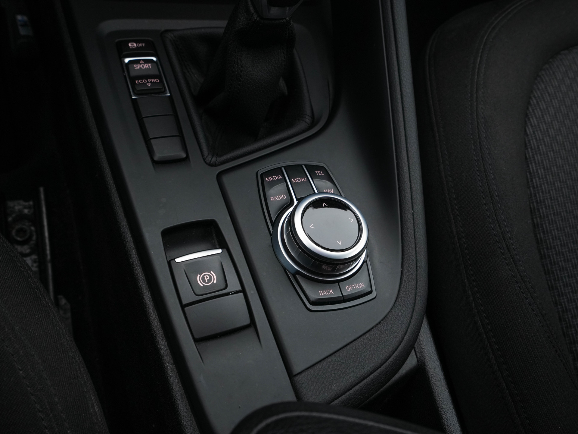 BMW X1 sDrive16d Centennial Executive *NAVI-FULLMAP | FULL-LED | ECC | PDC | CRUISE | COMFORT-SEATS | TOWBAR | 17''ALU *