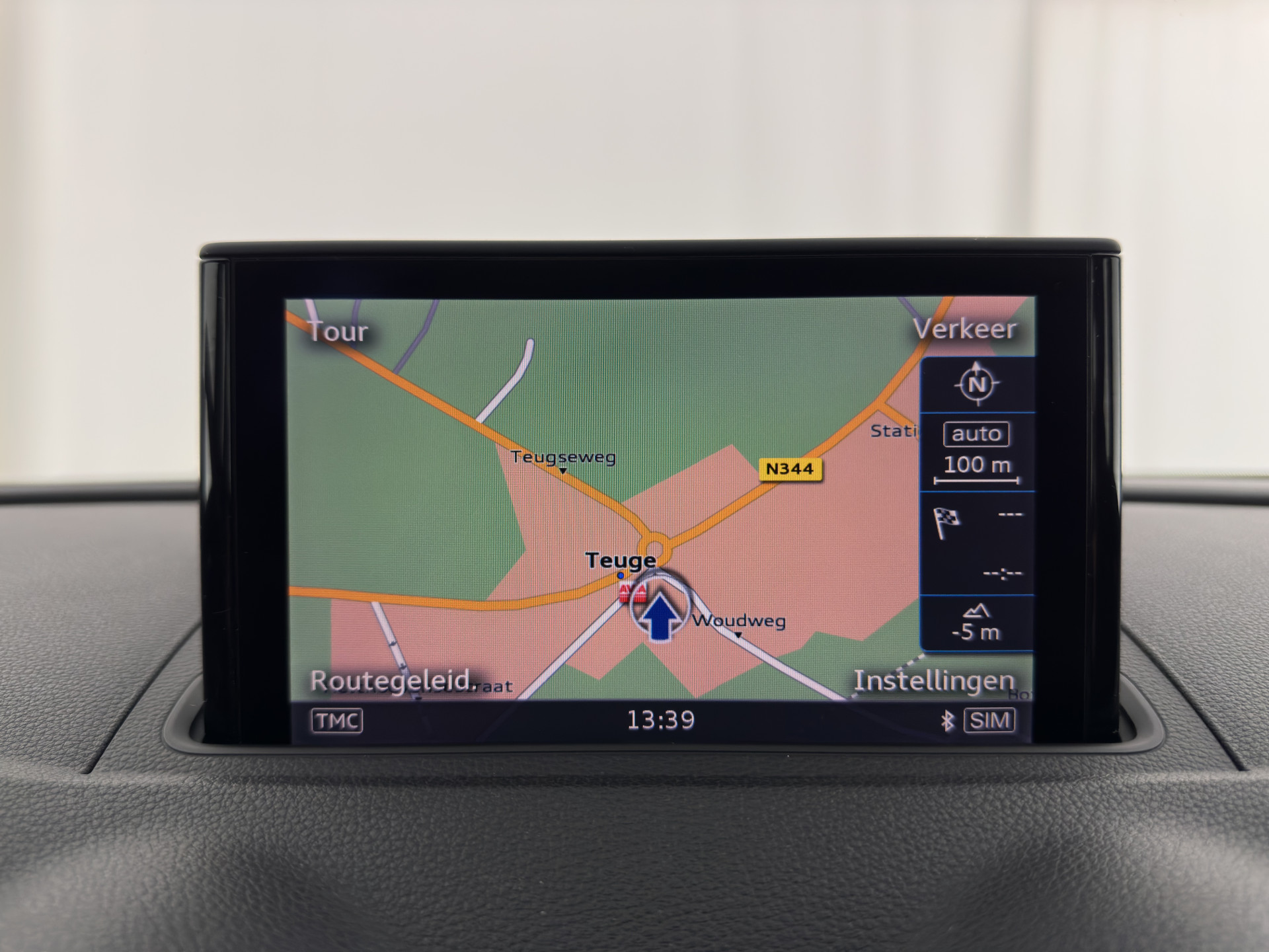 Audi A3 Sportback 1.4 e-tron Plug-In Pro Line plus Aut. *LEATHER-FABRIC | FULL-LED | NAVI-FULLMAP | KEYLESS | SPORT-SEATS | AUDI-SOUND | TOWBAR | 17''ALU*