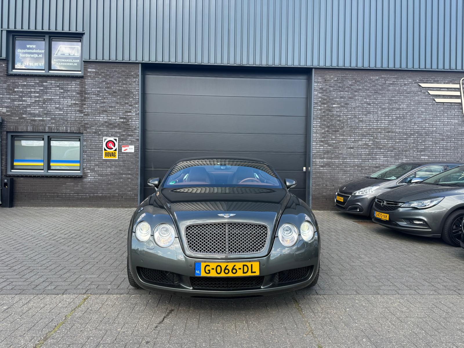 Bentley Continental GT 6.0 W12 | 2E EIGENAAR | 3/6/12MND GARANTIE | XENON | CRUISE | STOELVERWARMING | CLIMA | NAVI |