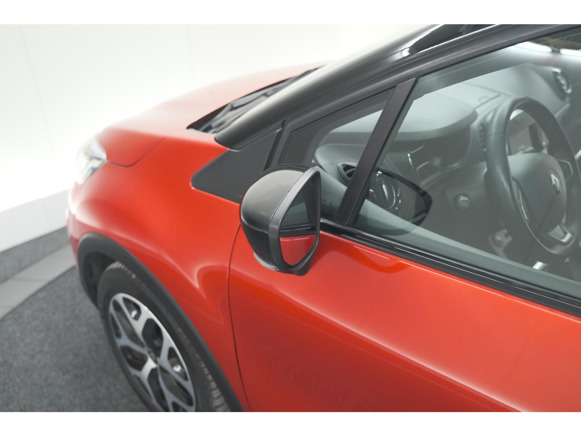 Renault Captur TCe 90 Intens | Trekhaak | Camera | Dodehoekdetectie | Navigatie