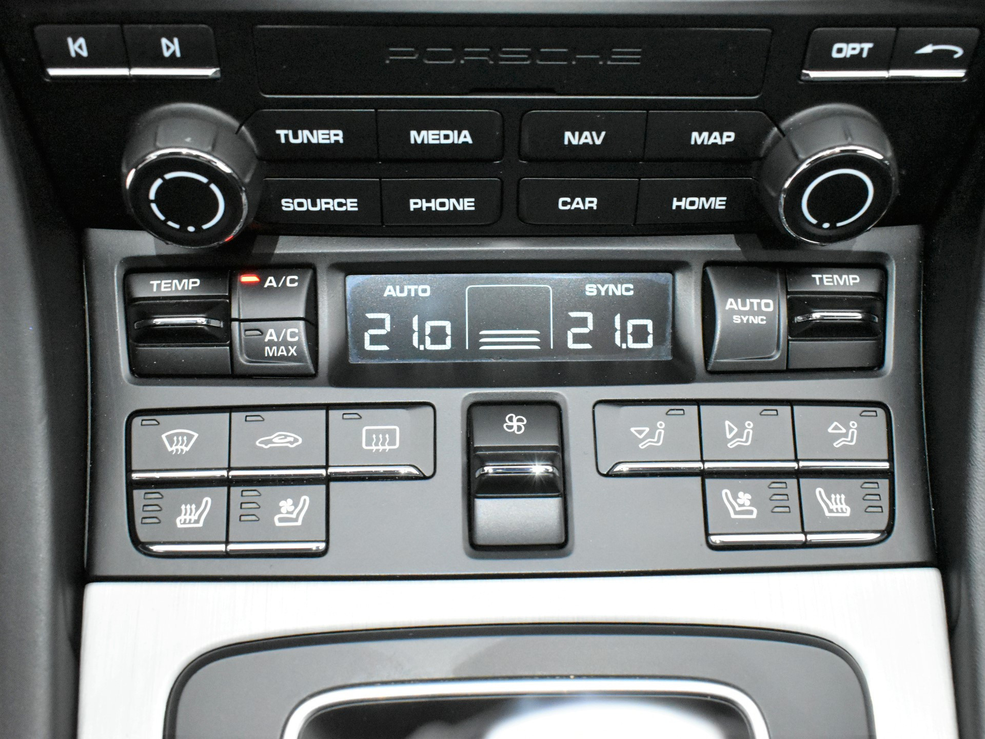 Porsche 911 Cabrio 3.0 Carrera 4S / Origineel NL AUTO/ SPORT CHRONO PLUS 421PK / NEDERLANDSE AUTO