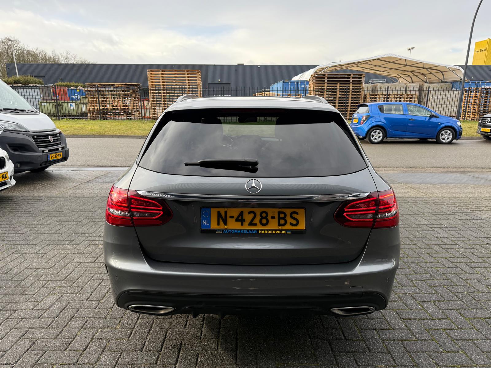 Mercedes-Benz C-klasse Estate 180 Business Solution AMG | 1E EIGENAAR | 3/6/12MND GARANTIE | DAB | LED | AUTOMAAT | LEDER | CRUISE | SFEERVERLICHTING |