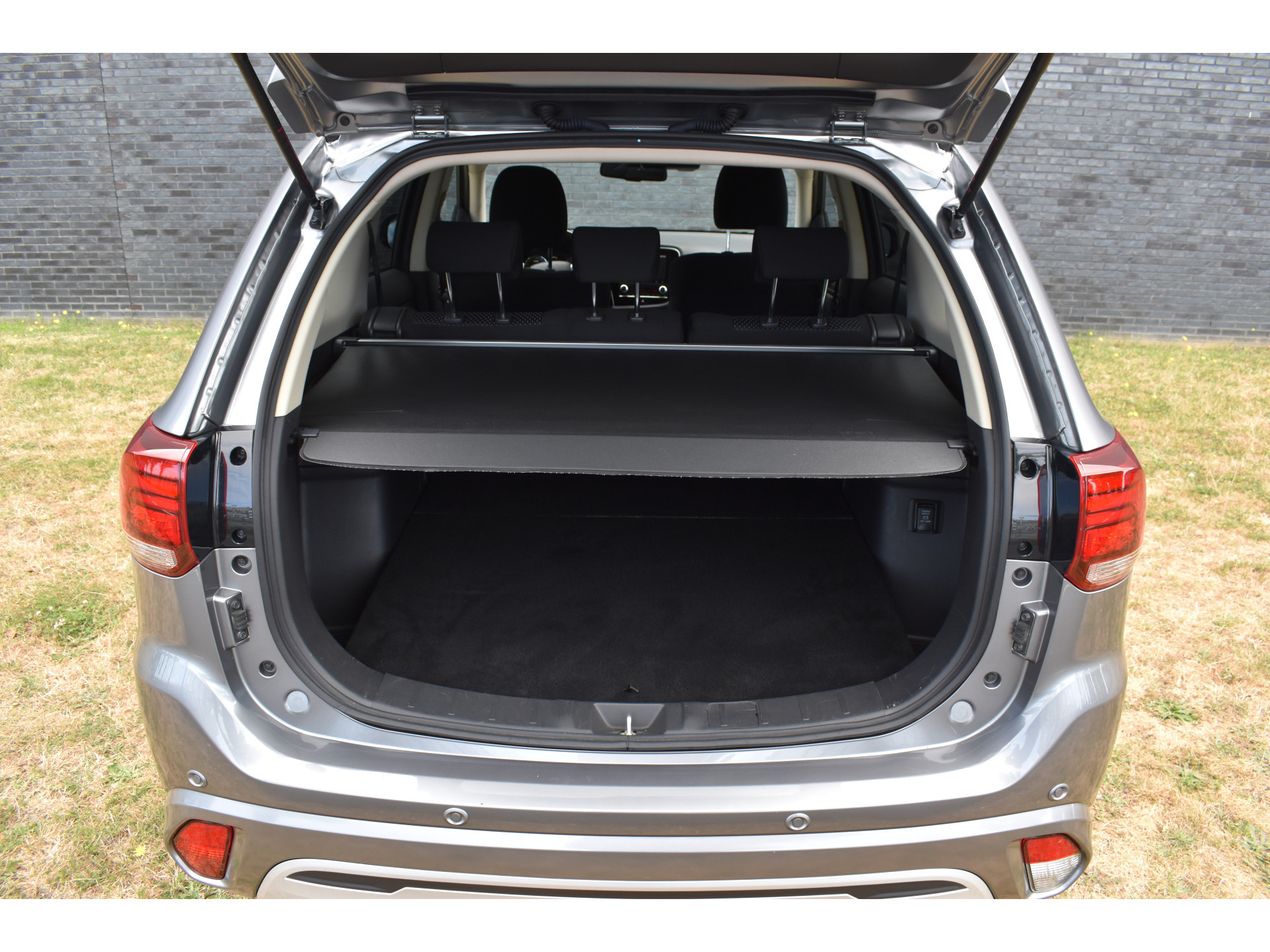 Mitsubishi Outlander 2.4 PHEV Instyle Plugin-hybride