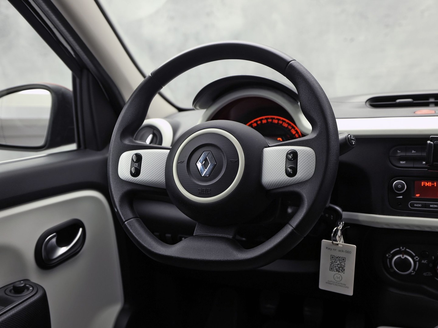 Renault Twingo 1.0 SCe Collection (AIRCO, ELEK RAMEN, CRUISE, SPORTSTOELEN, NIEUWE APK, NIEUWSTAAT)