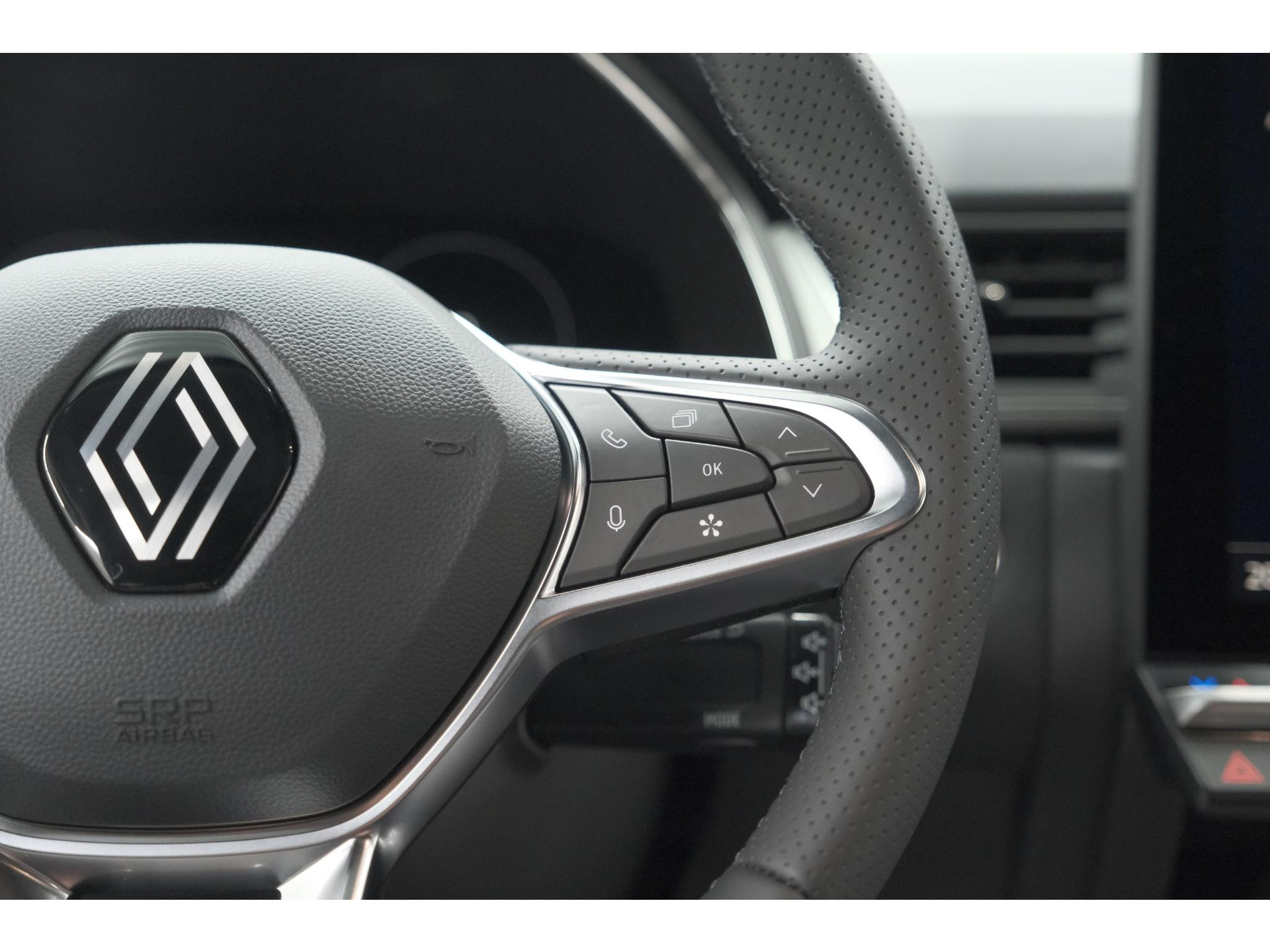 Renault Captur 1.6 E-Tech full hybrid 145 Techno | 360 Camera | Adaptieve Cruise Control | Apple Carplay | 18 Inch Lichtmetalen Velgen