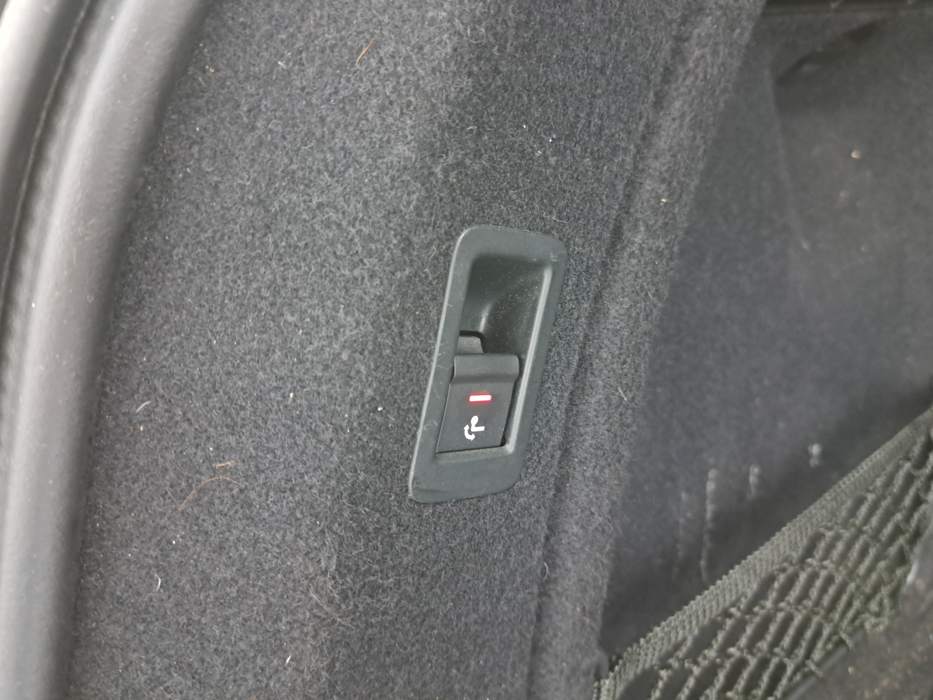 Audi A4 Avant 2.0 TDI Ultra Sport Pro Line S (INCL-BTW) Aut. *DIGI-COCKPIT | FULL-LED | NAVI-FULLMAP | HEATED-SPORTSEATS | ECC | KEYLESS | SHIFTPADDLES | CRUISE | TOWBAR | 17"ALU*