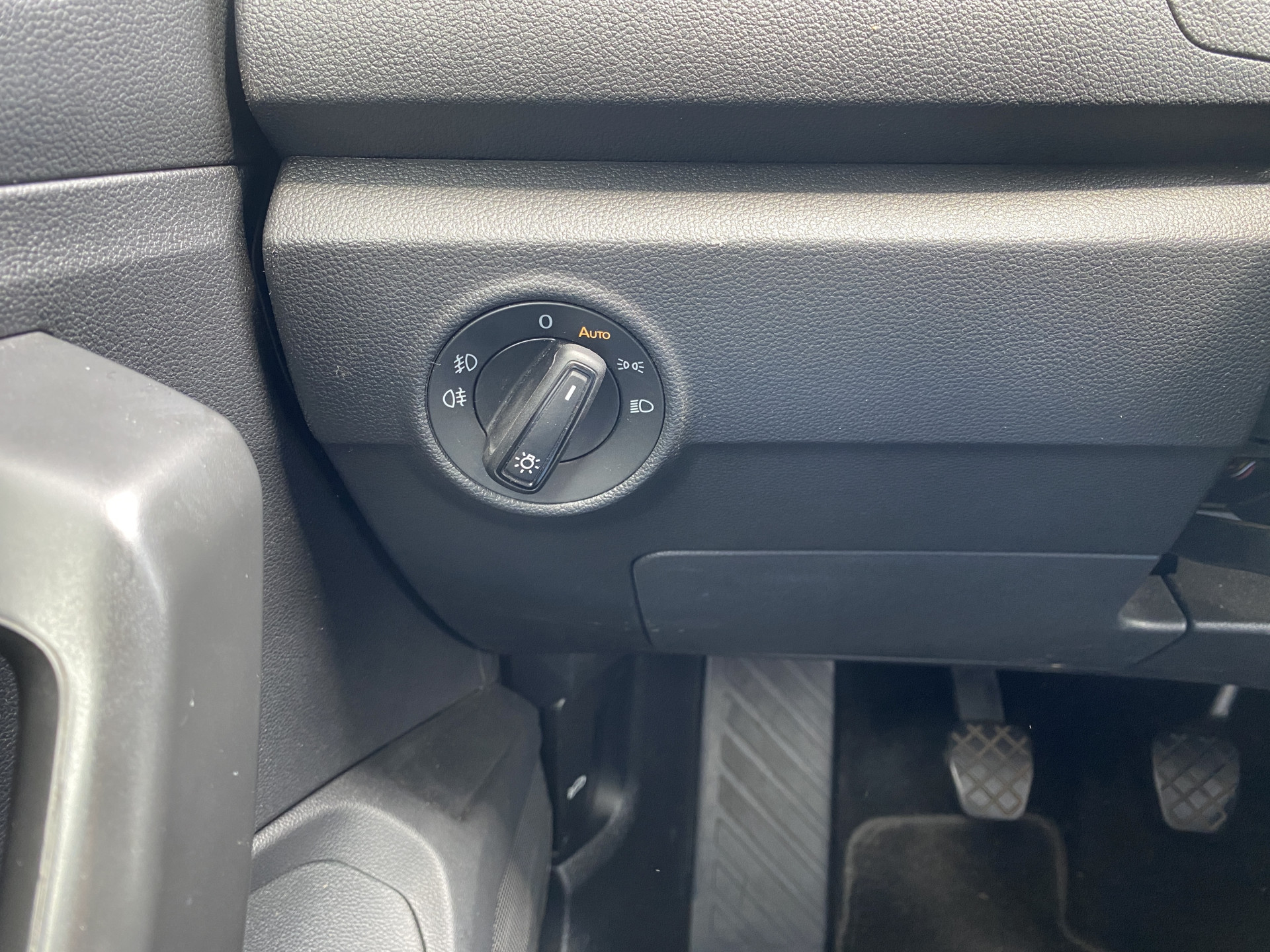 Volkswagen T-Roc 1.0 TSI Style 116 pk | adaptieve cruise control | navigatie | parkeersensoren | all season banden | climate control