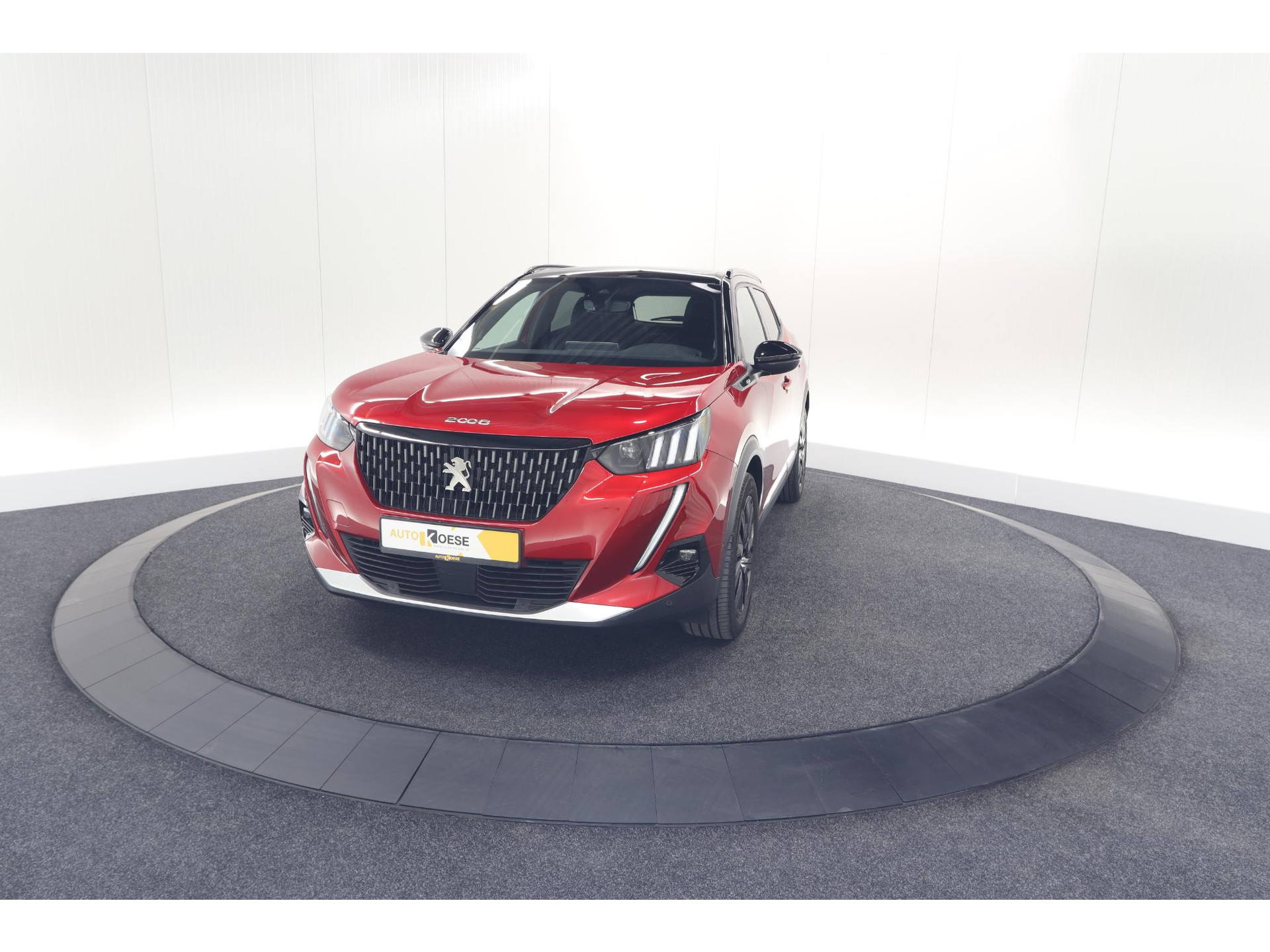 Peugeot 2008 PureTech 130 GT Pack | Panoramadak | Camera | Adaptieve Cruise Control | Stoelverwarming