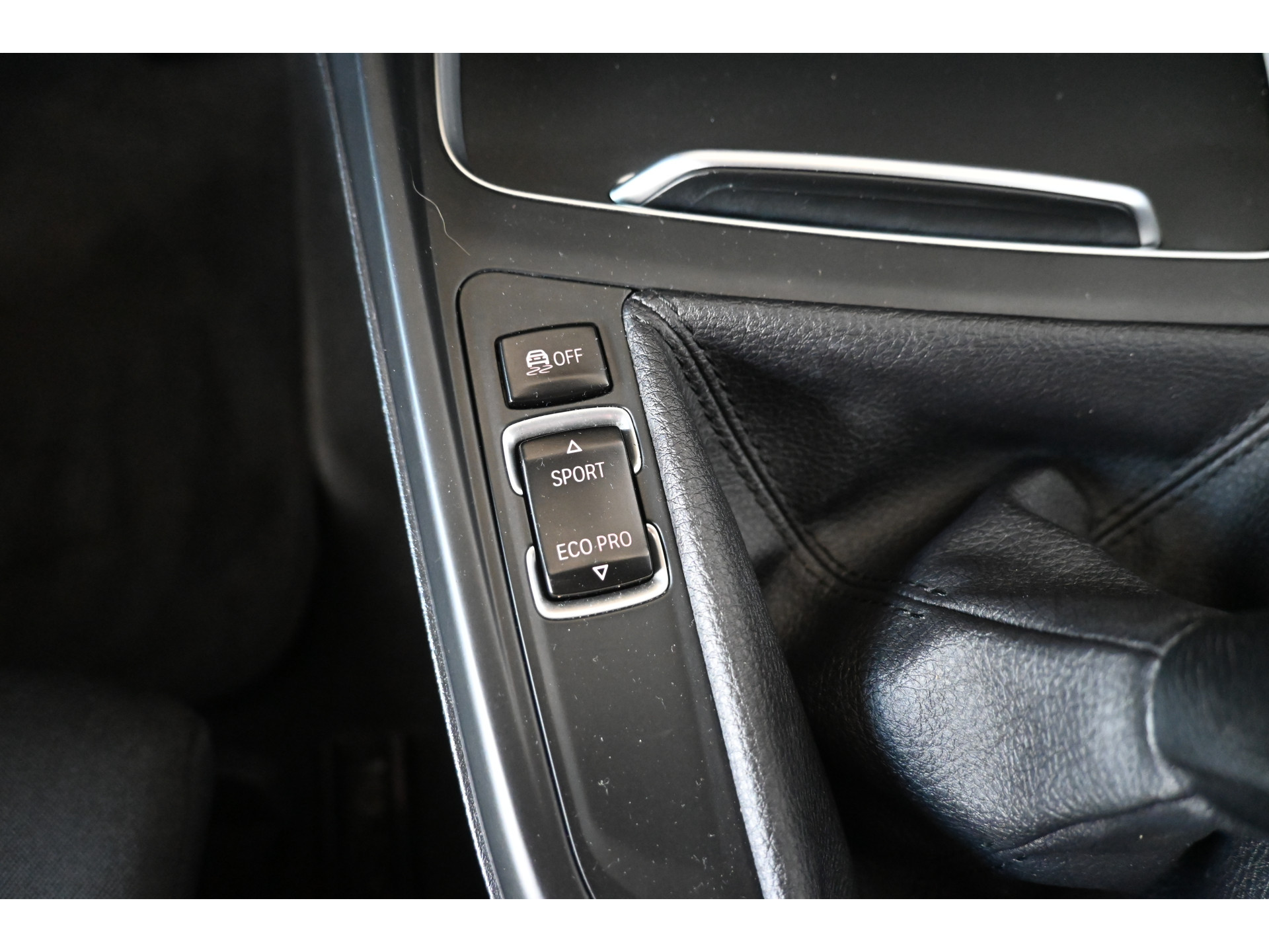 BMW 1-serie 116i Sport Cima Navigatie Pdc Cruise Control LED Stoelverwarming Inruil Mogelijk!