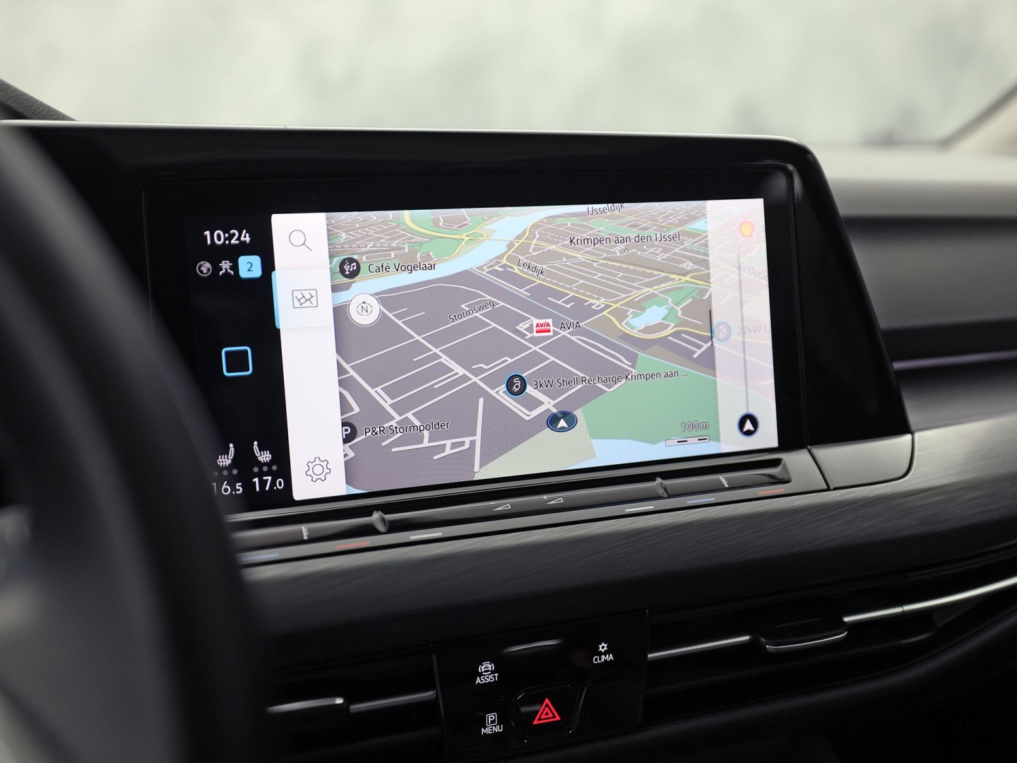 Volkswagen Golf 1.5 TSI Sport (PANORAMADAK, BLACK PACK, APPLE CARPLAY, GROOT NAVI, CAMERA, MEMORY SEAT, STOELVERWARMING, ALCANTARA, GETINT GLAS, TREKHAAK, NIEUWSTAAT)