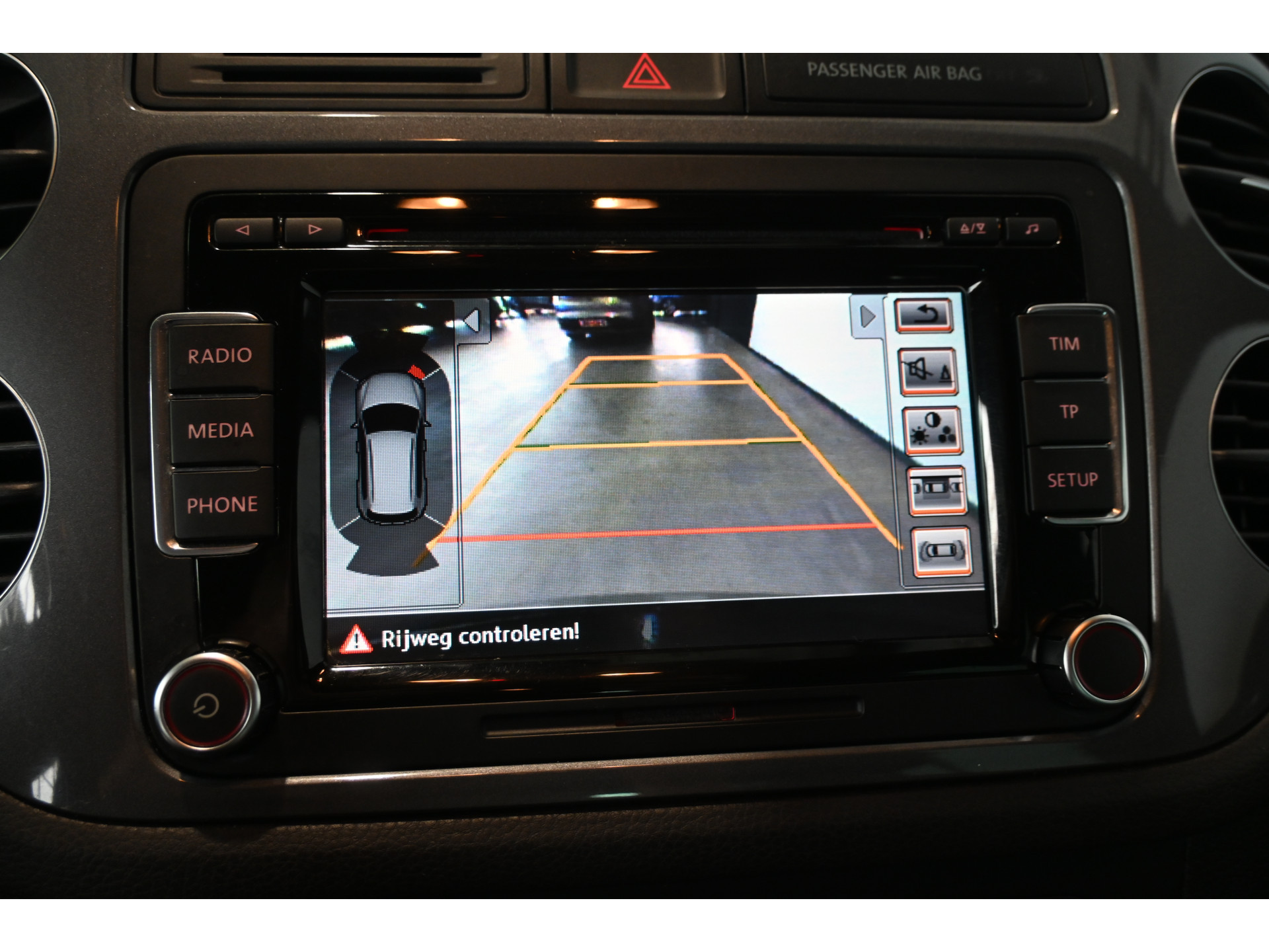 Volkswagen Tiguan 1.4 TSI Sport&Style 4Motion R-line Edition Clima Navigatie Stoelverwarming Goed Onderhouden! Inruil Mogelijk!