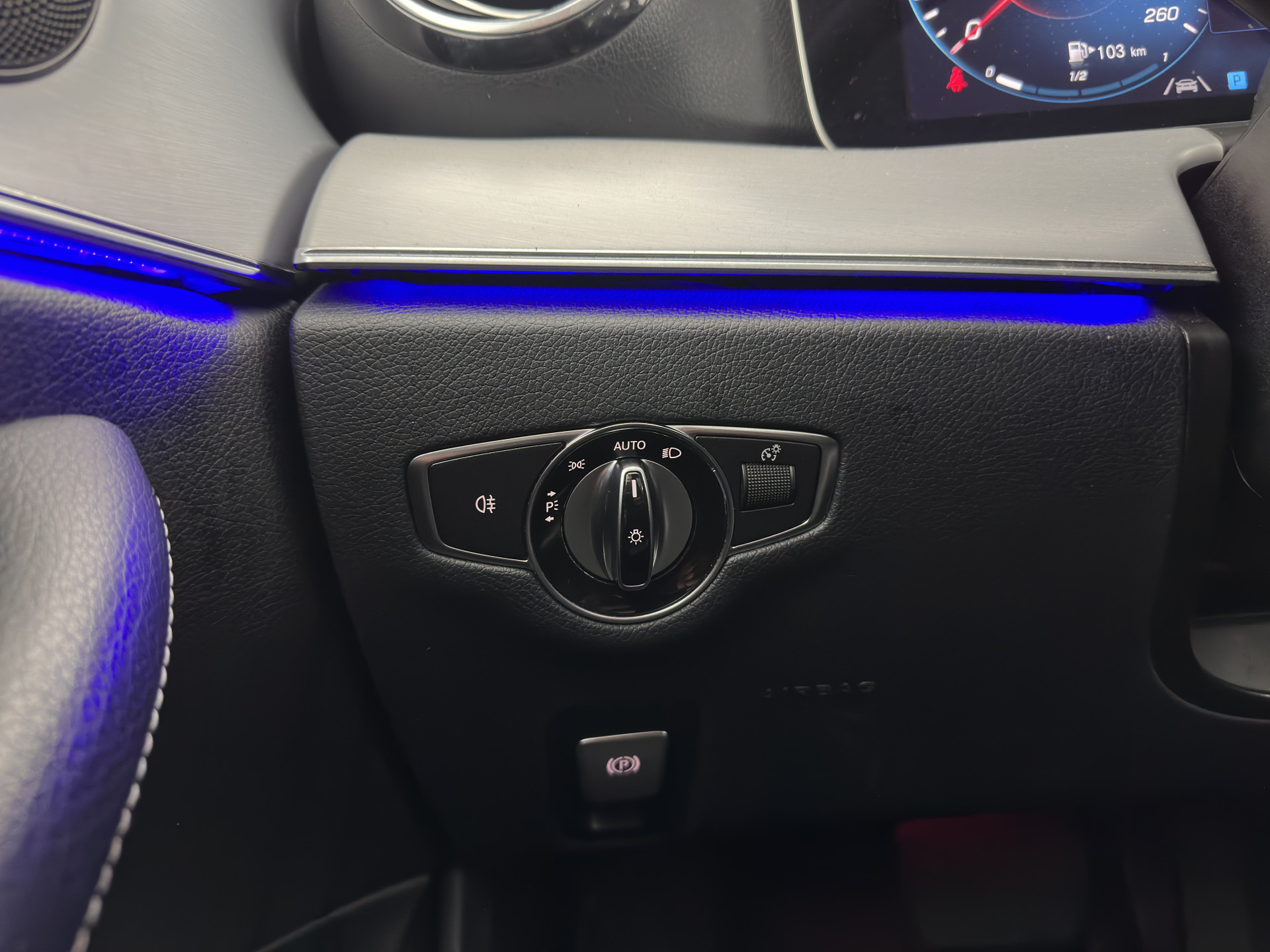 Mercedes-Benz E-klasse Estate 300 de Luxury Line ( Plug-in ) (INCL-BTW) Aut. *LEATHER | FULL-LED | WIDESCREEN-COCKPIT | BLIND-SPOT | AMBIENT-LIGHT | HEATED-SPORTSEATS | CAMERA | DAB+ | NAVI-FULLMAP | PDC | ADAPTIVE-CRUISE | ECC | 18''ALU*